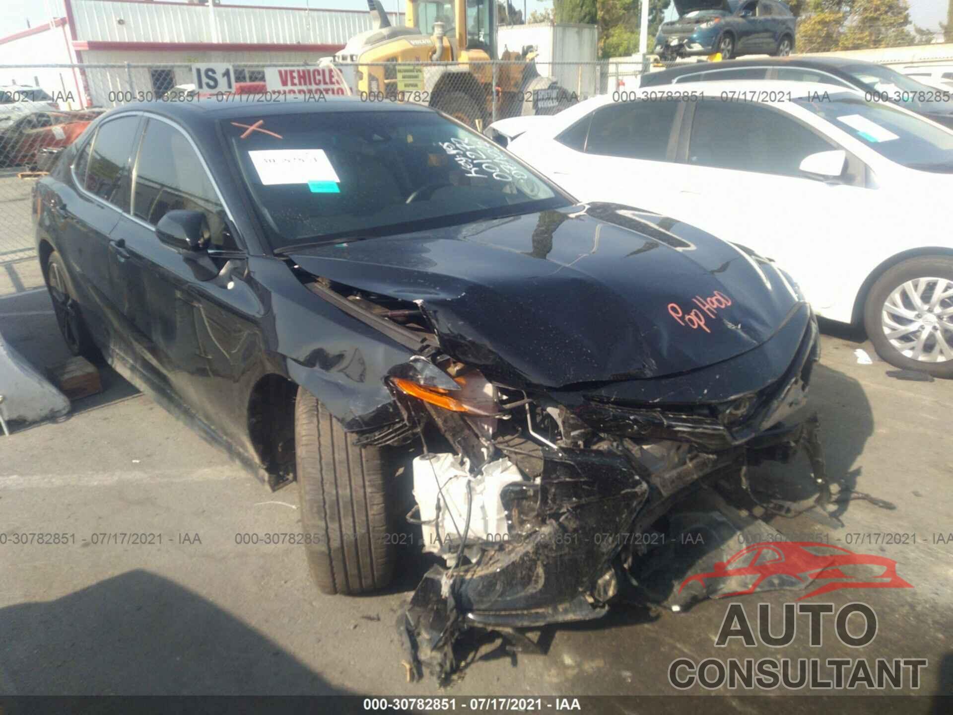 TOYOTA CAMRY 2018 - 4T1BZ1HK3JU001272