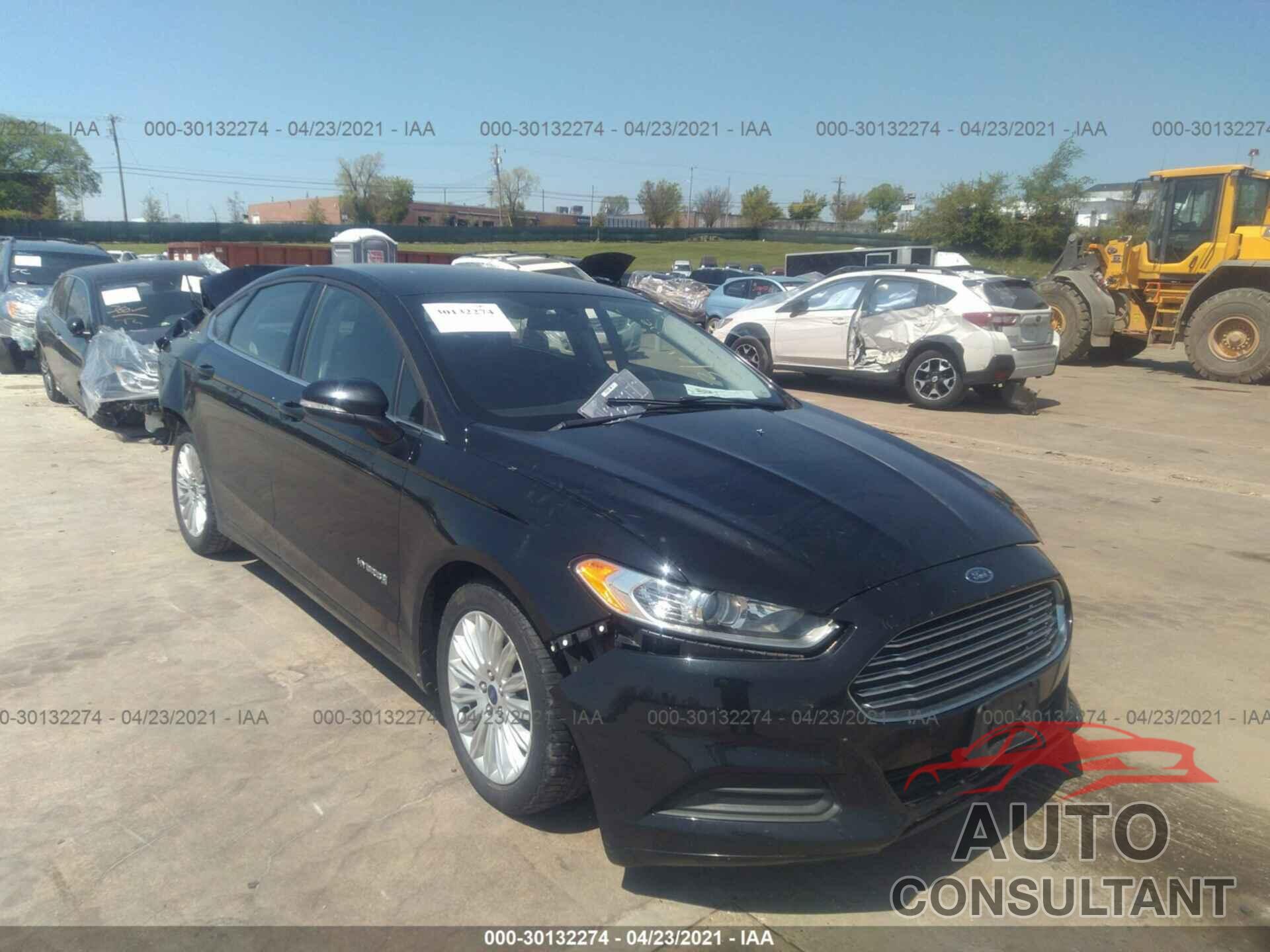 FORD FUSION 2016 - 3FA6P0LU8GR184236