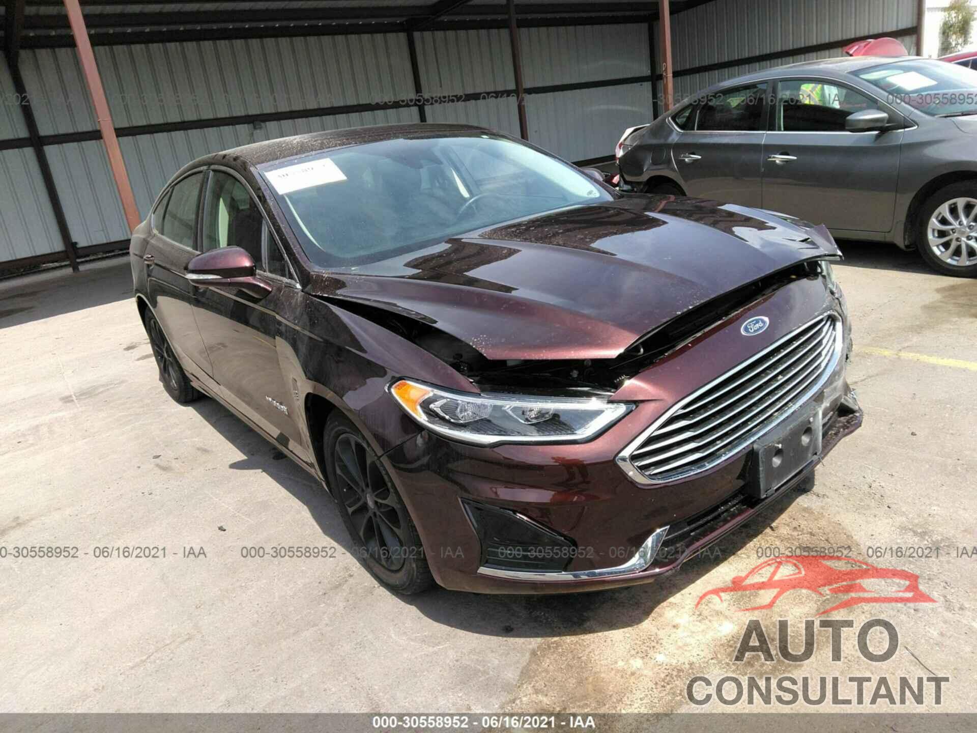 FORD FUSION HYBRID 2019 - 3FA6P0MU3KR259142