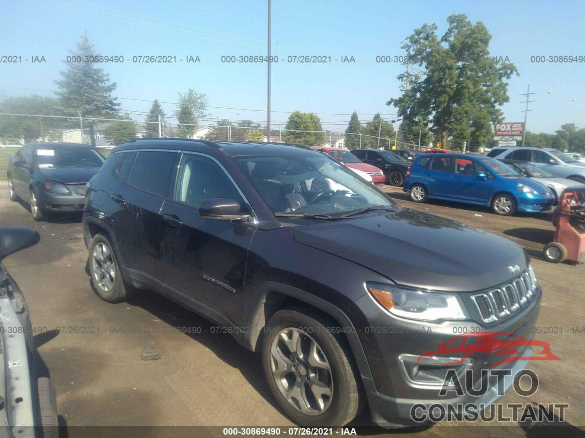 JEEP COMPASS 2018 - 3C4NJCCB5JT358524