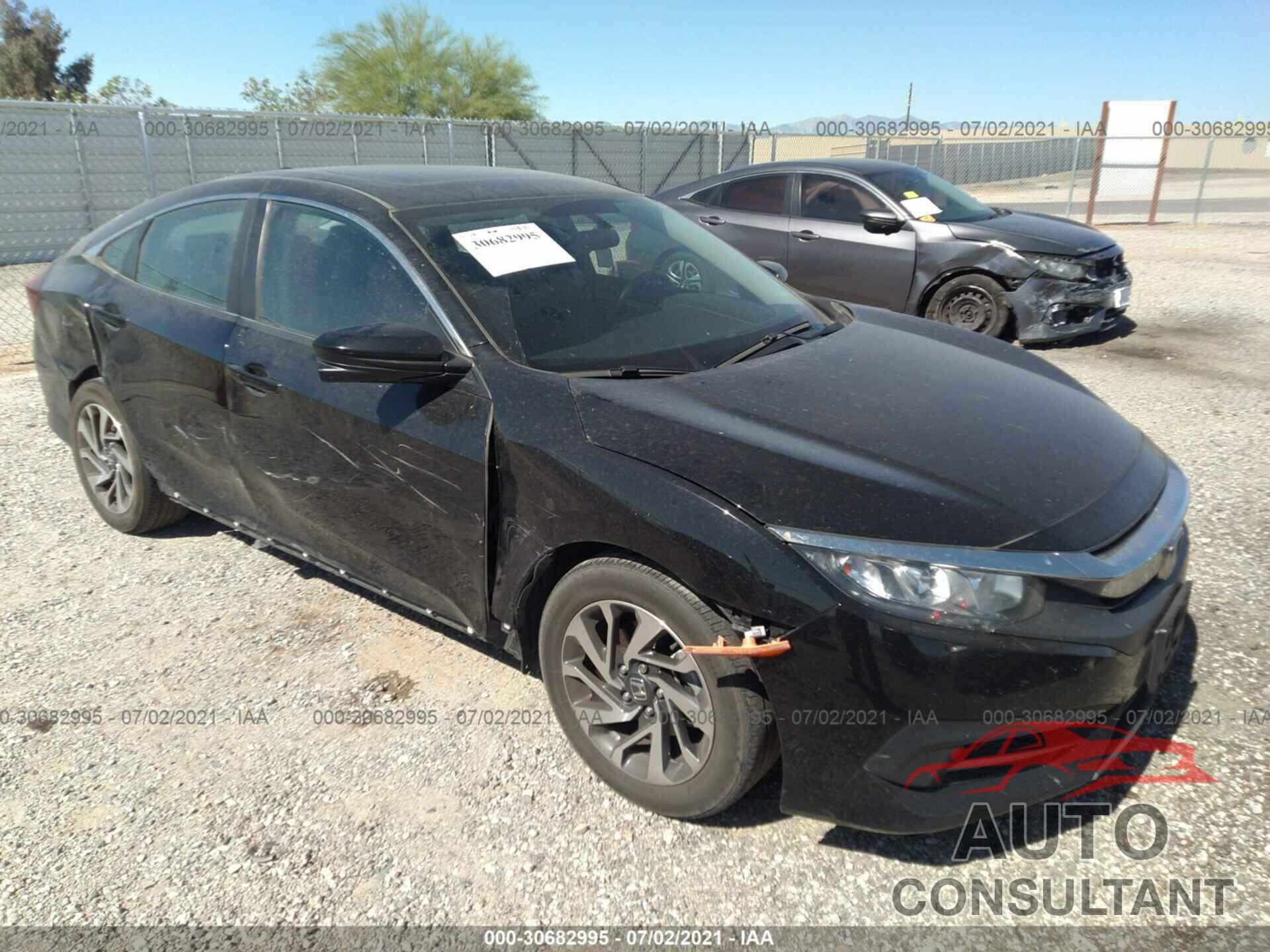 HONDA CIVIC SEDAN 2018 - 2HGFC2F77JH511737