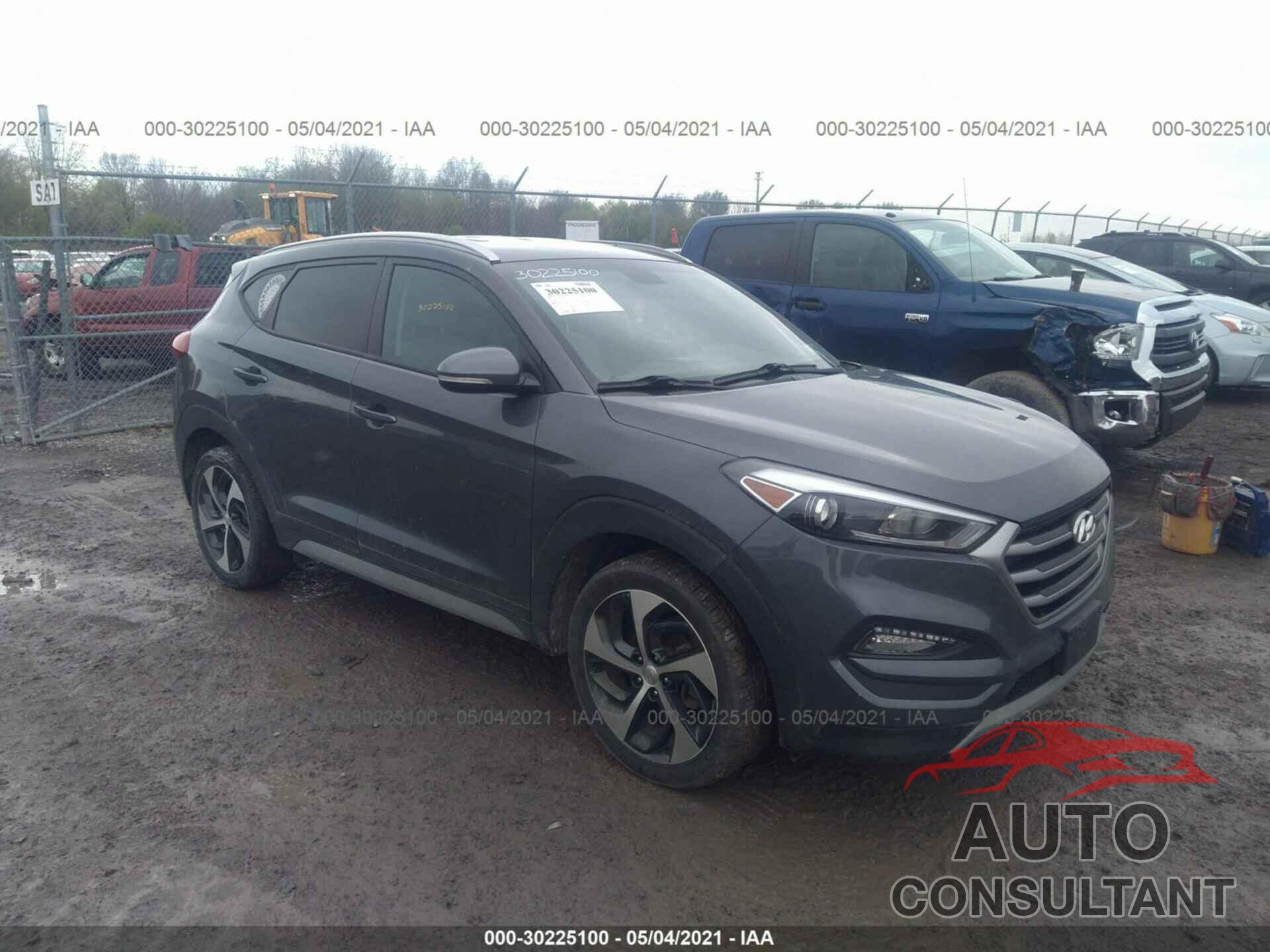 HYUNDAI TUCSON 2017 - KM8J3CA28HU541035