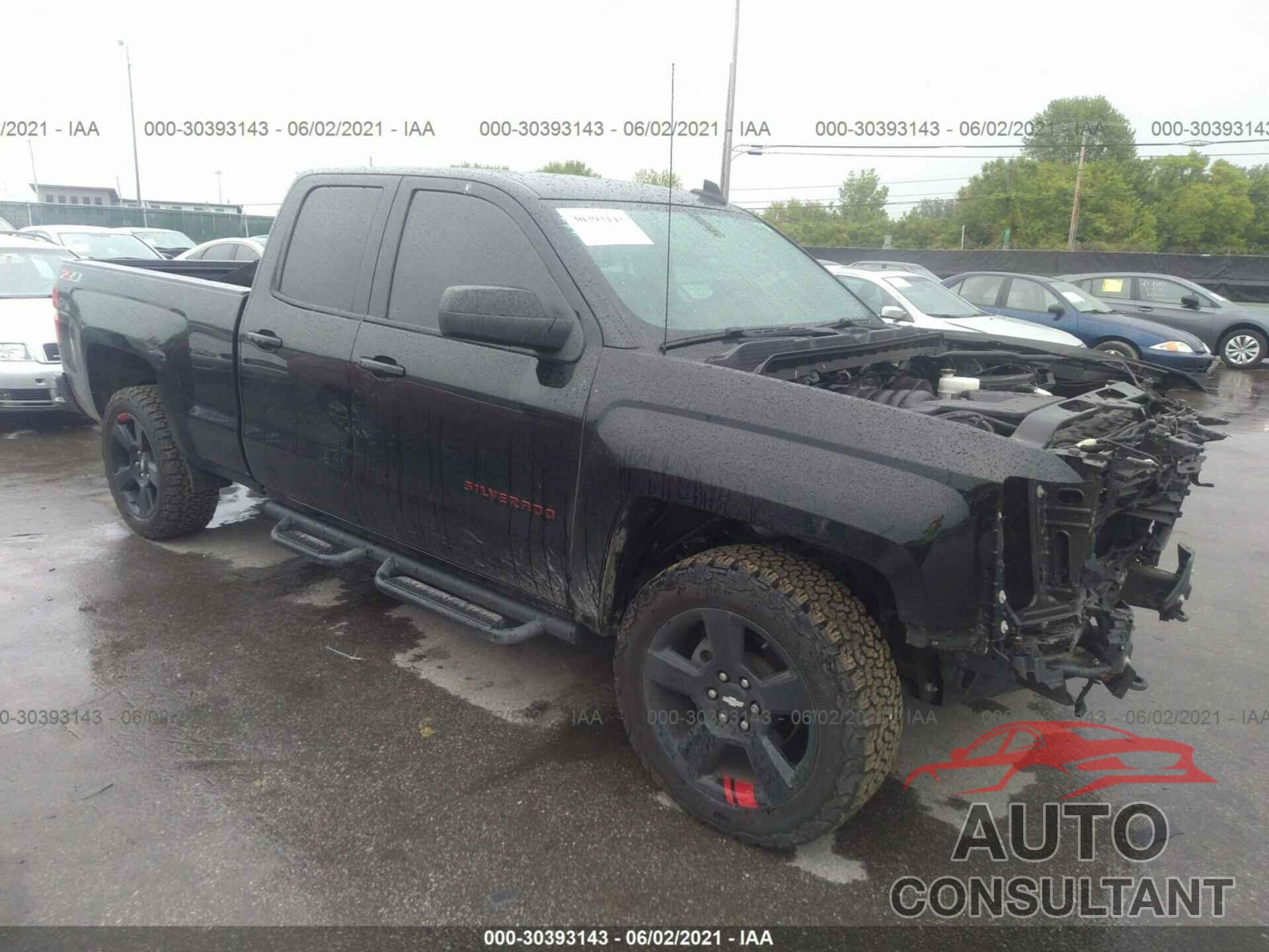 CHEVROLET SILVERADO 1500 2018 - 1GCVKREC7JZ191839