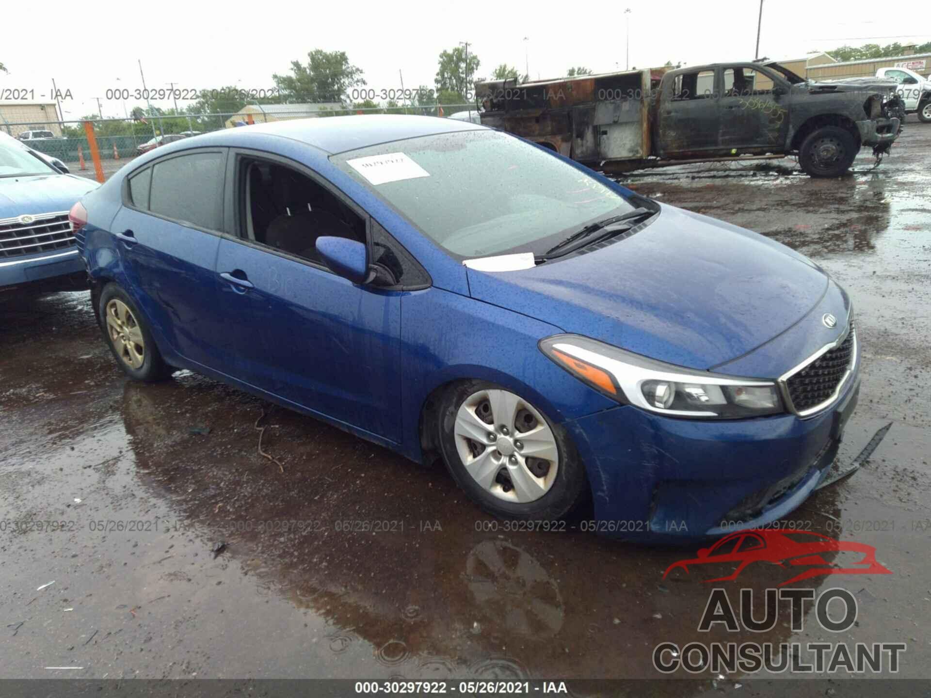 KIA FORTE 2017 - 3KPFK4A76HE012230