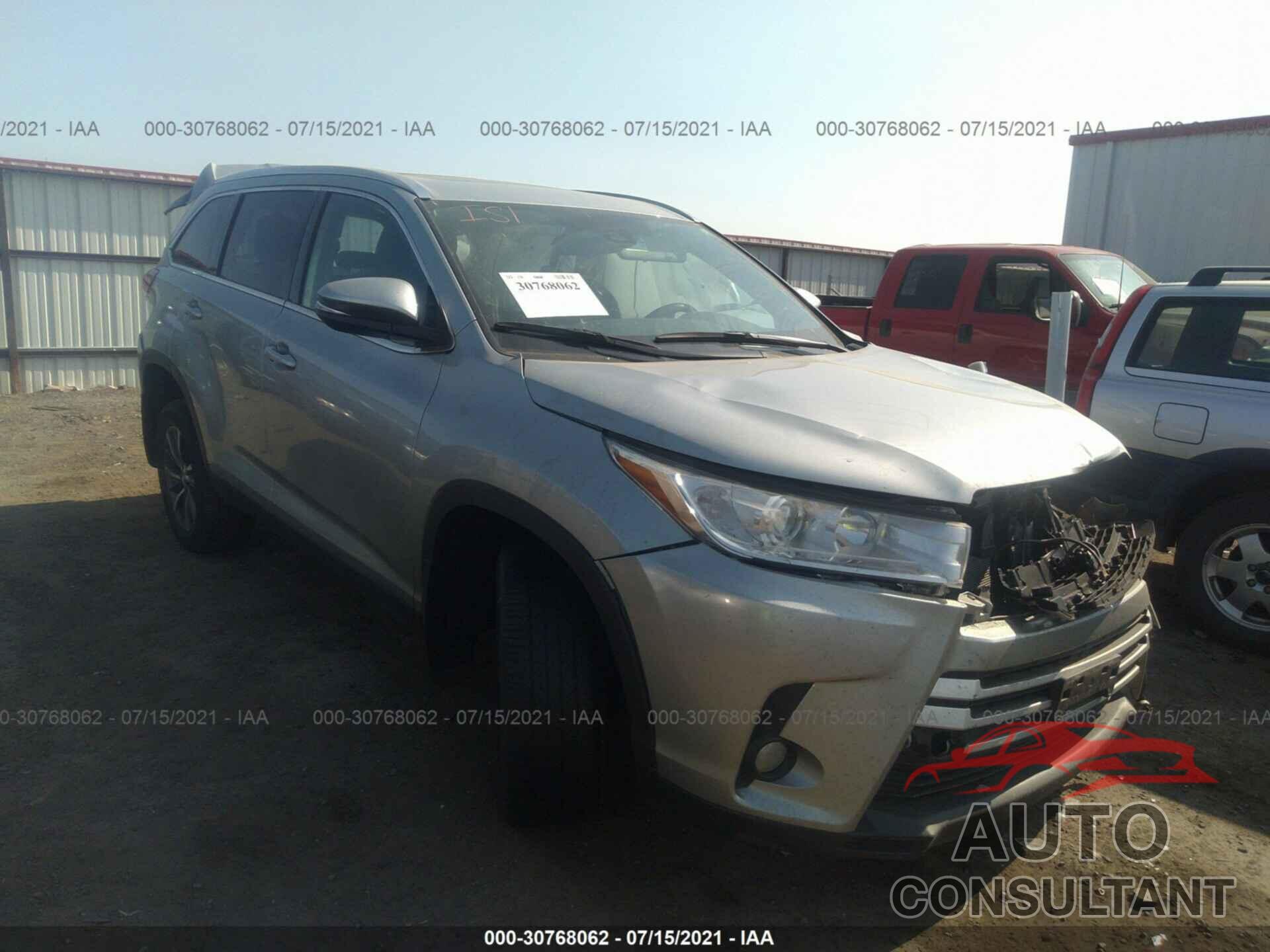 TOYOTA HIGHLANDER 2019 - 5TDJZRFH1KS941243