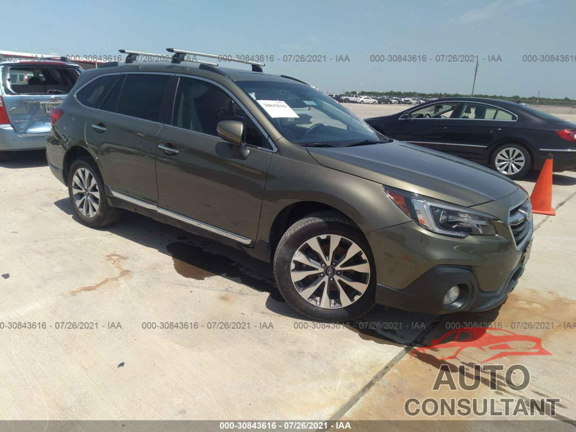 SUBARU OUTBACK 2018 - 4S4BSETC6J3382357