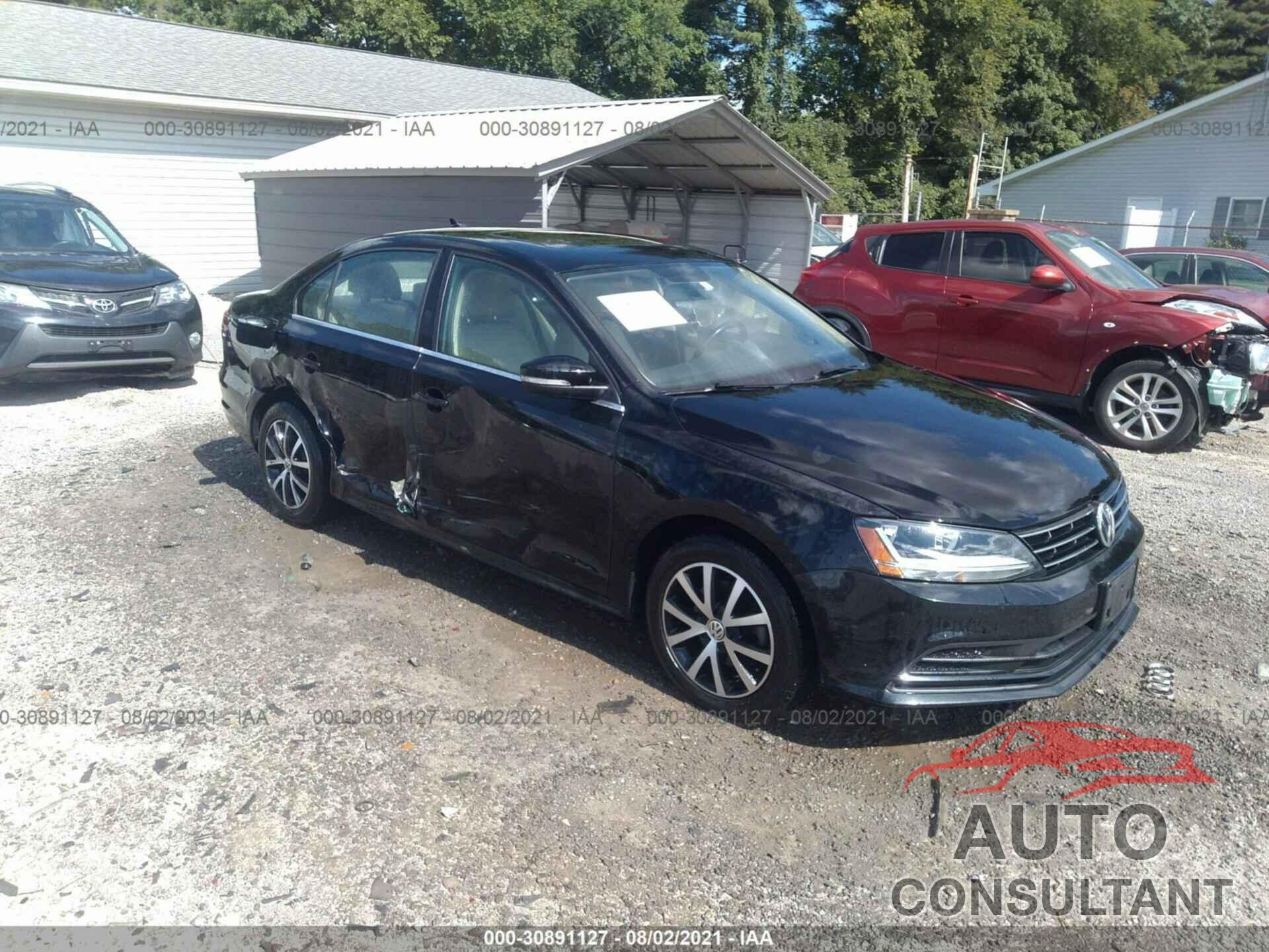 VOLKSWAGEN JETTA 2018 - 3VWDB7AJ2JM257815