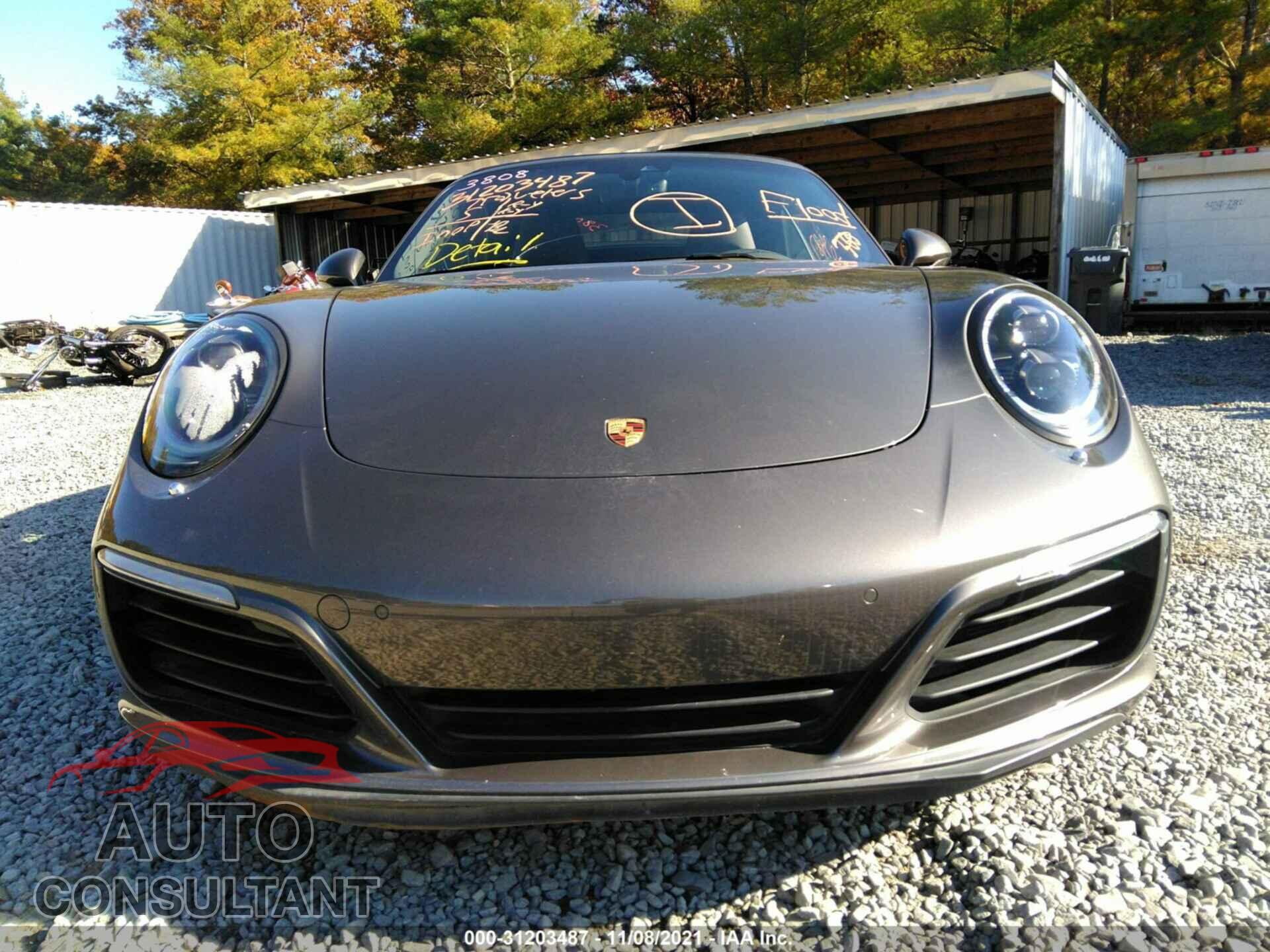 PORSCHE 911 2017 - WP0CA2A97HS141795