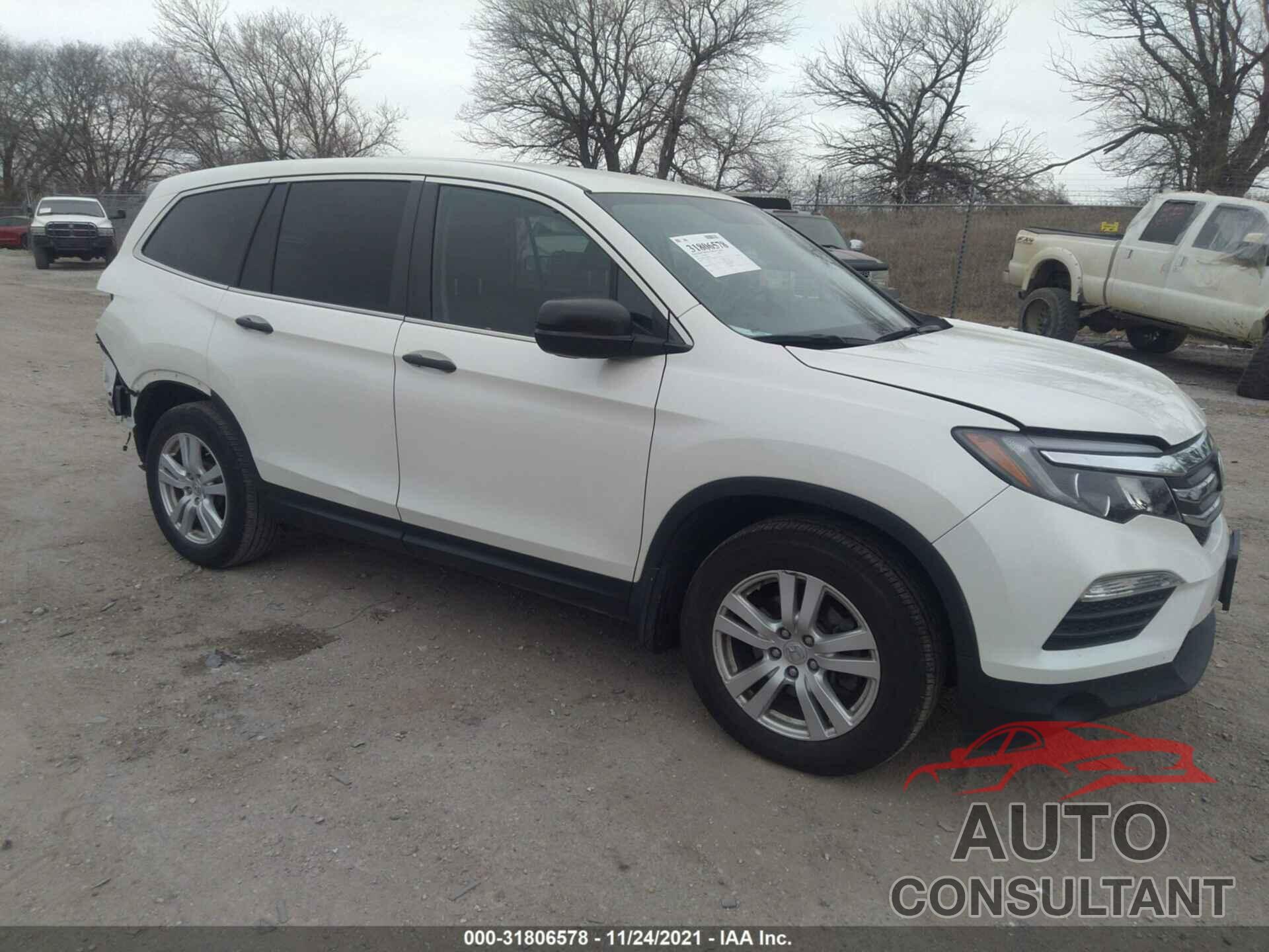 HONDA PILOT 2018 - 5FNYF6H11JB005812