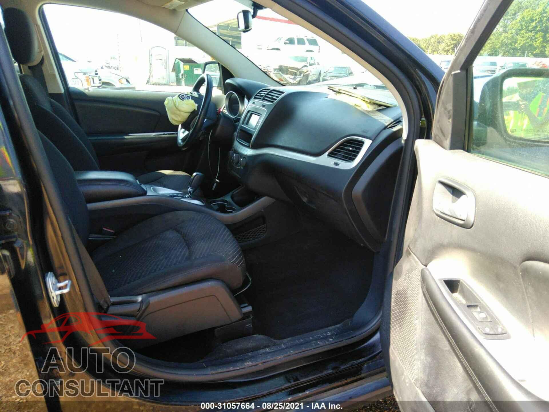 DODGE JOURNEY 2017 - 3C4PDCBB8HT558633