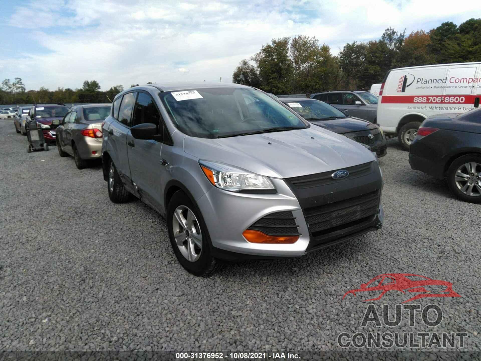 FORD ESCAPE 2016 - 1FMCU0F79GUB18505