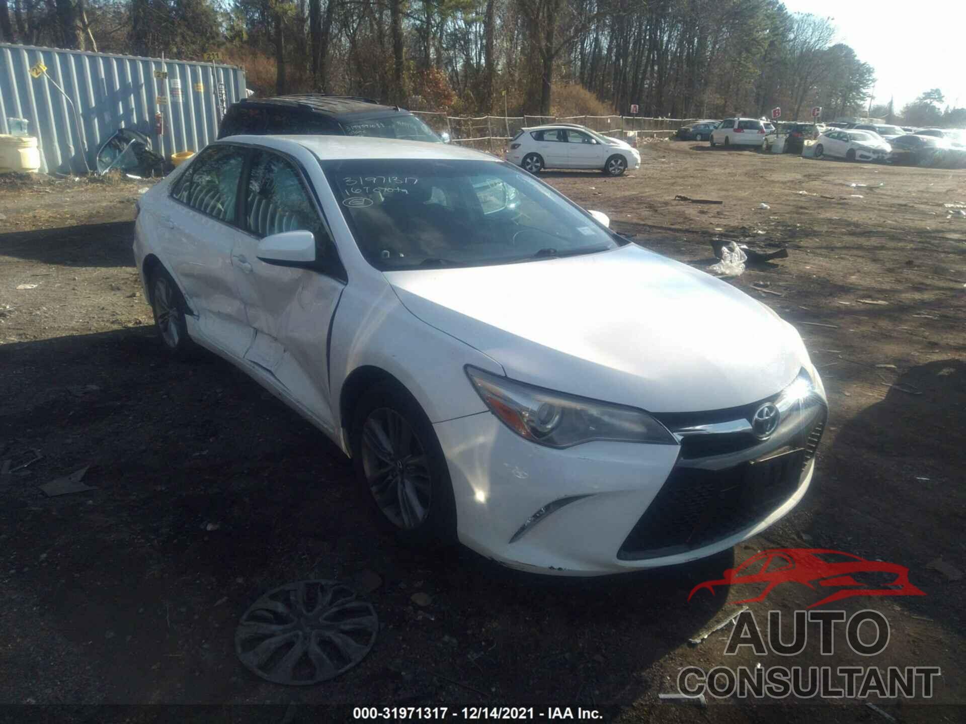 TOYOTA CAMRY 2016 - 4T1BF1FK2GU613788