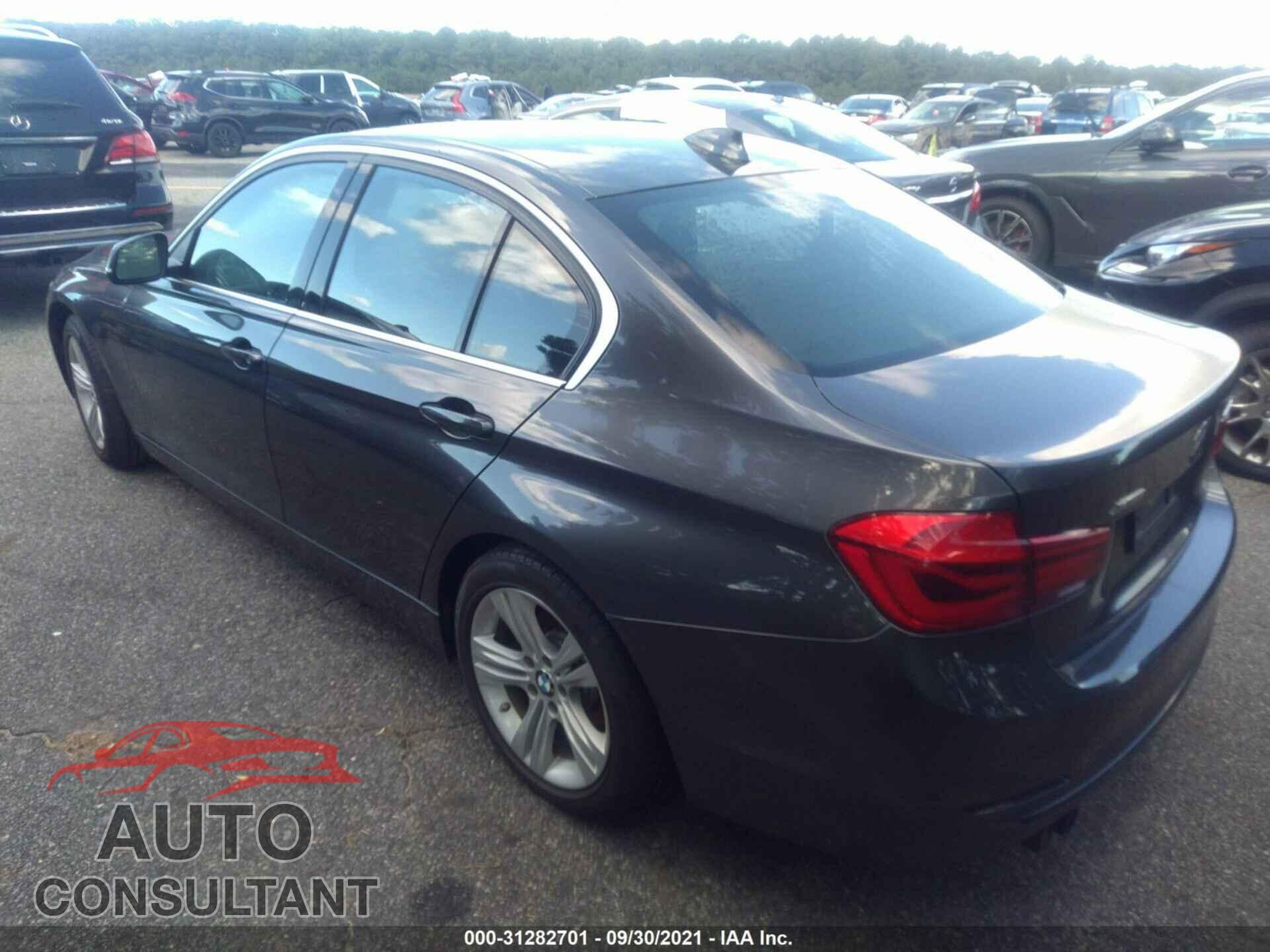 BMW 3 SERIES 2018 - WBA8D9C57JA615575
