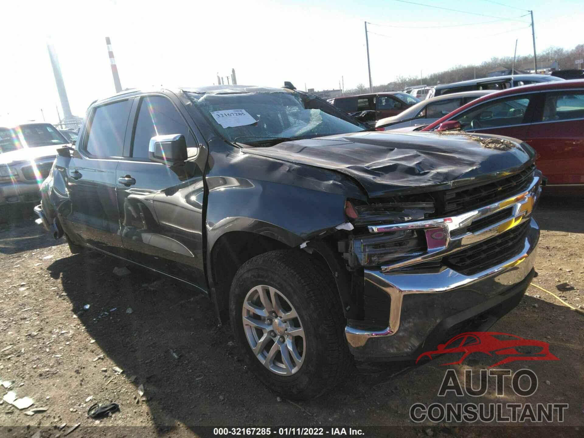 CHEVROLET SILVERADO 1500 2021 - 1GCPYJEK9MZ385633