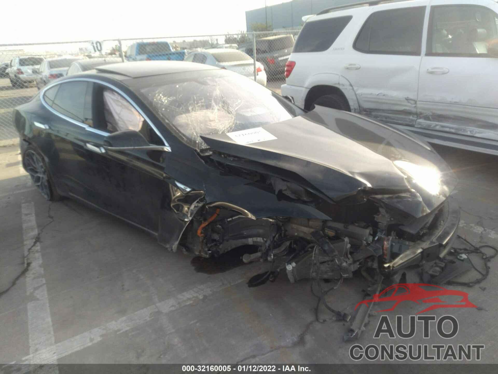 TESLA MODEL S 2016 - 5YJSA1E11GF136565