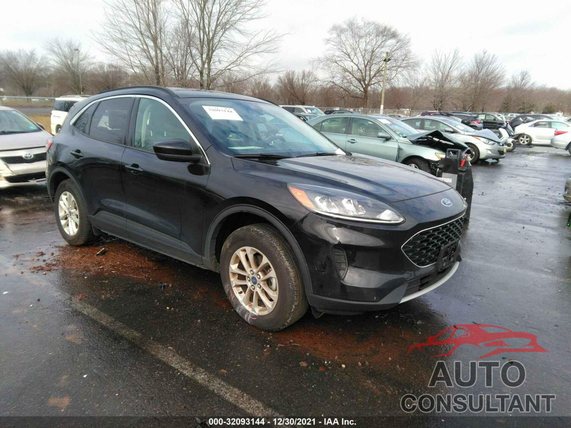 FORD ESCAPE 2020 - 1FMCU9G60LUA82675