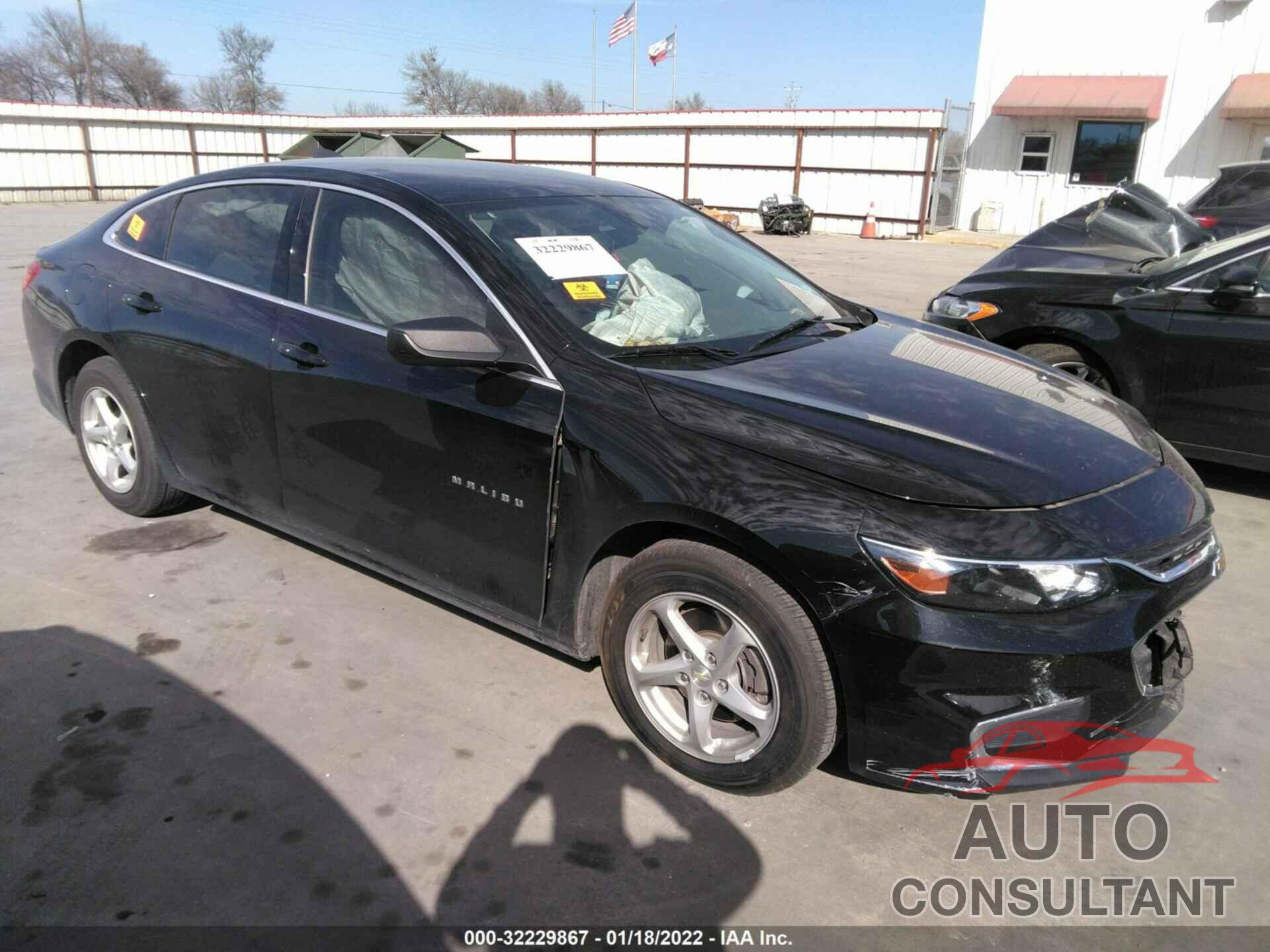 CHEVROLET MALIBU 2018 - 1G1ZB5ST4JF211926