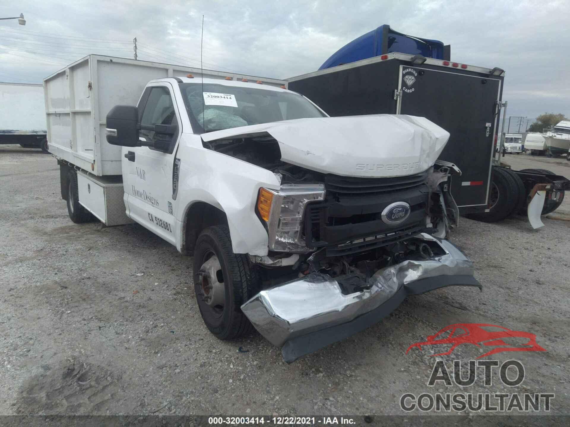 FORD SUPER DUTY F-350 DRW 2017 - 1FDRF3G62HED60849