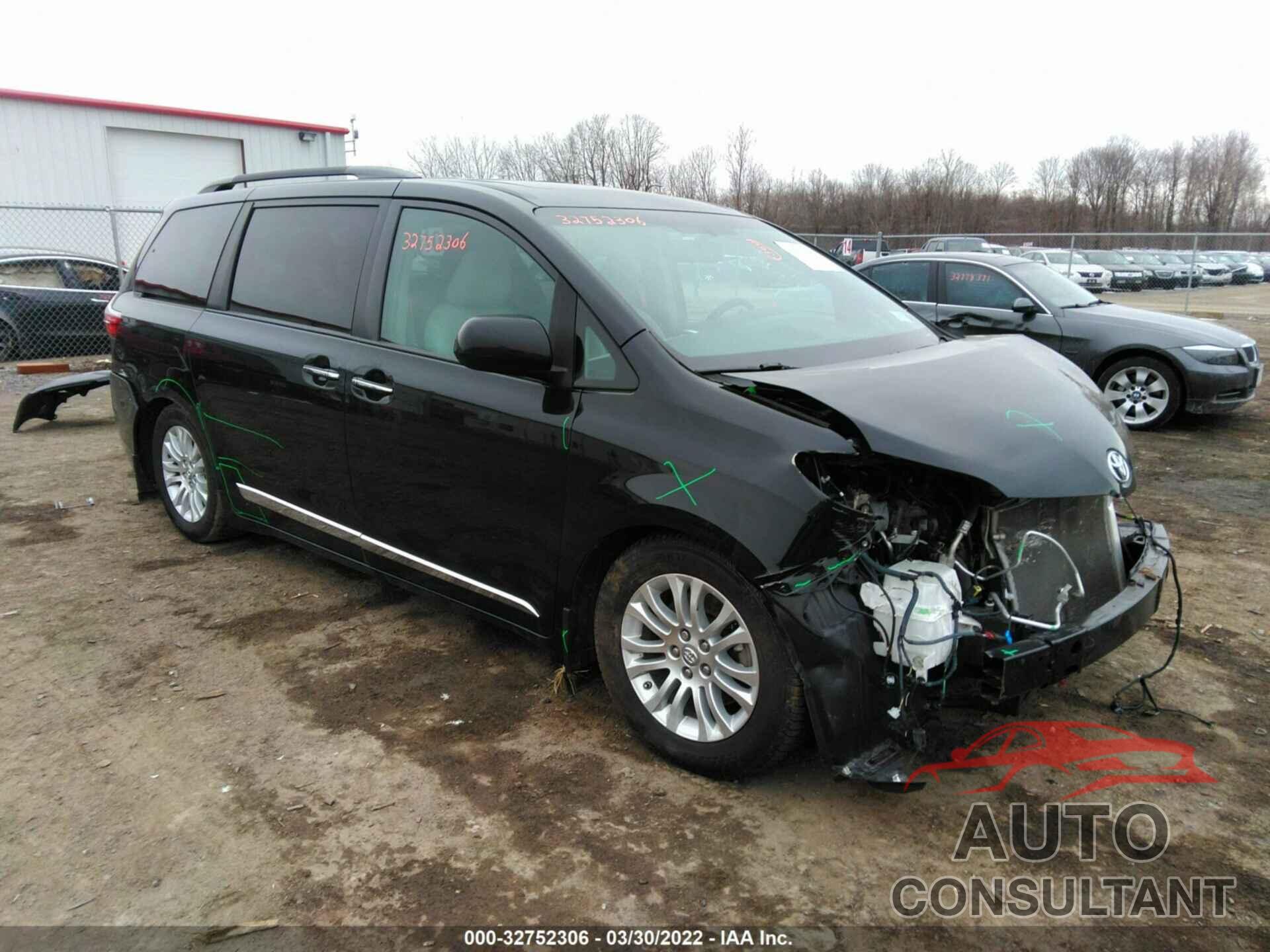 TOYOTA SIENNA 2017 - 5TDYZ3DC6HS855731