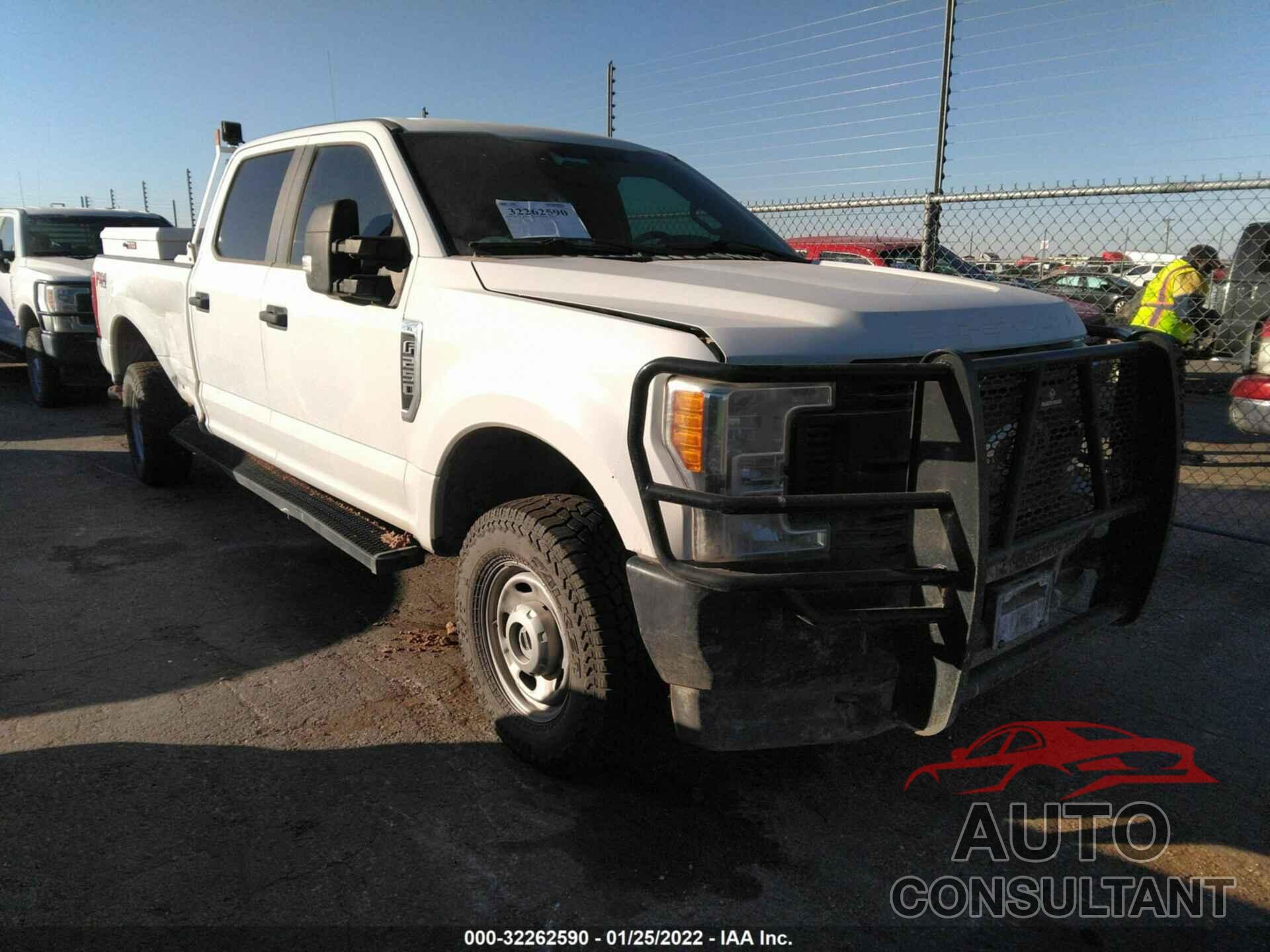 FORD SUPER DUTY F-250 SRW 2017 - 1FT7W2B68HEE06861