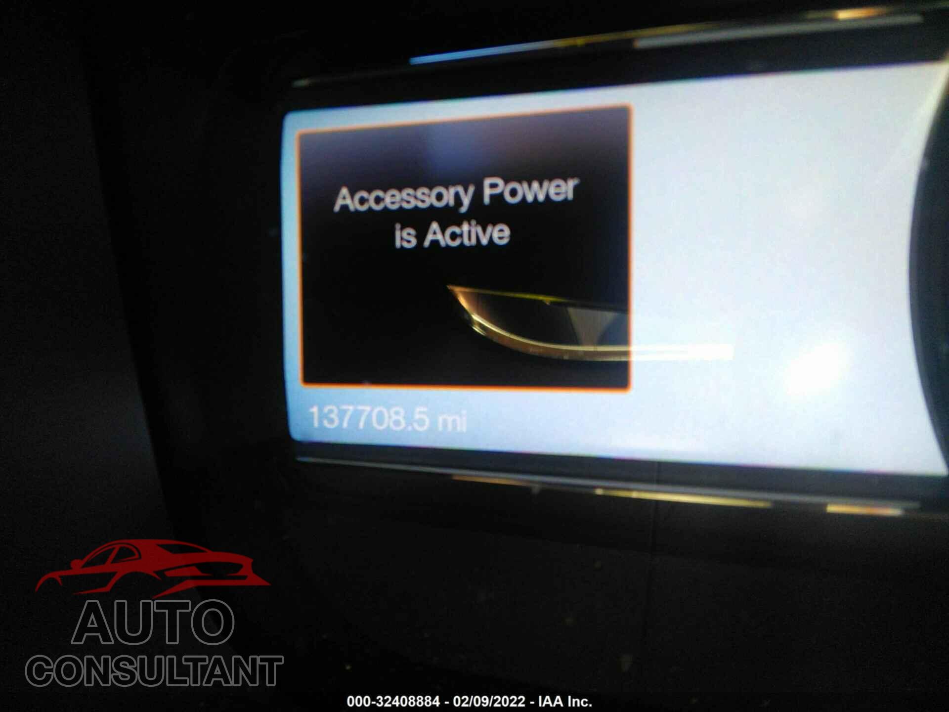 FORD TAURUS 2017 - 1FAHP2E84HG128968