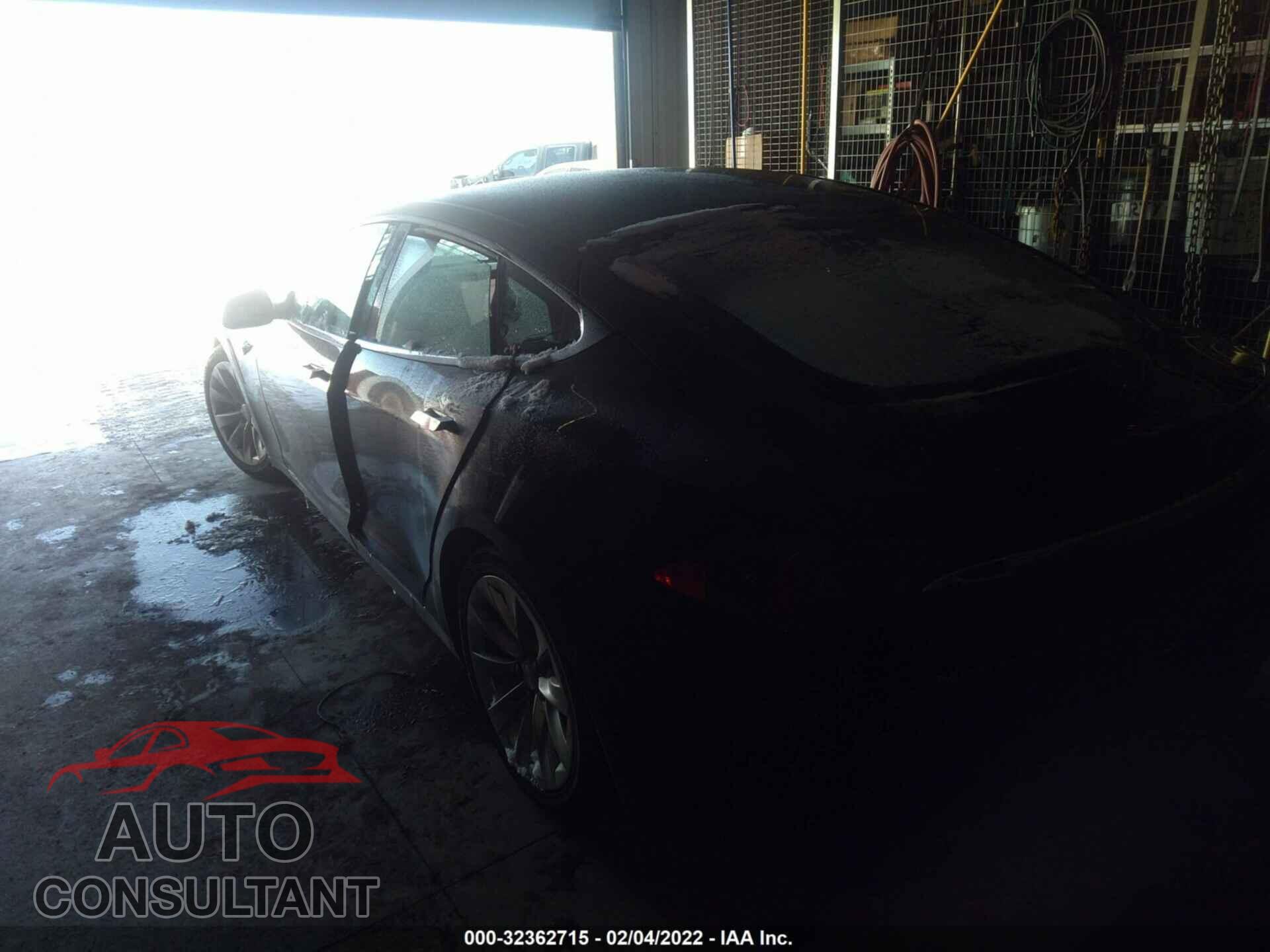 TESLA MODEL S 2018 - 5YJSA1E2XJF281636