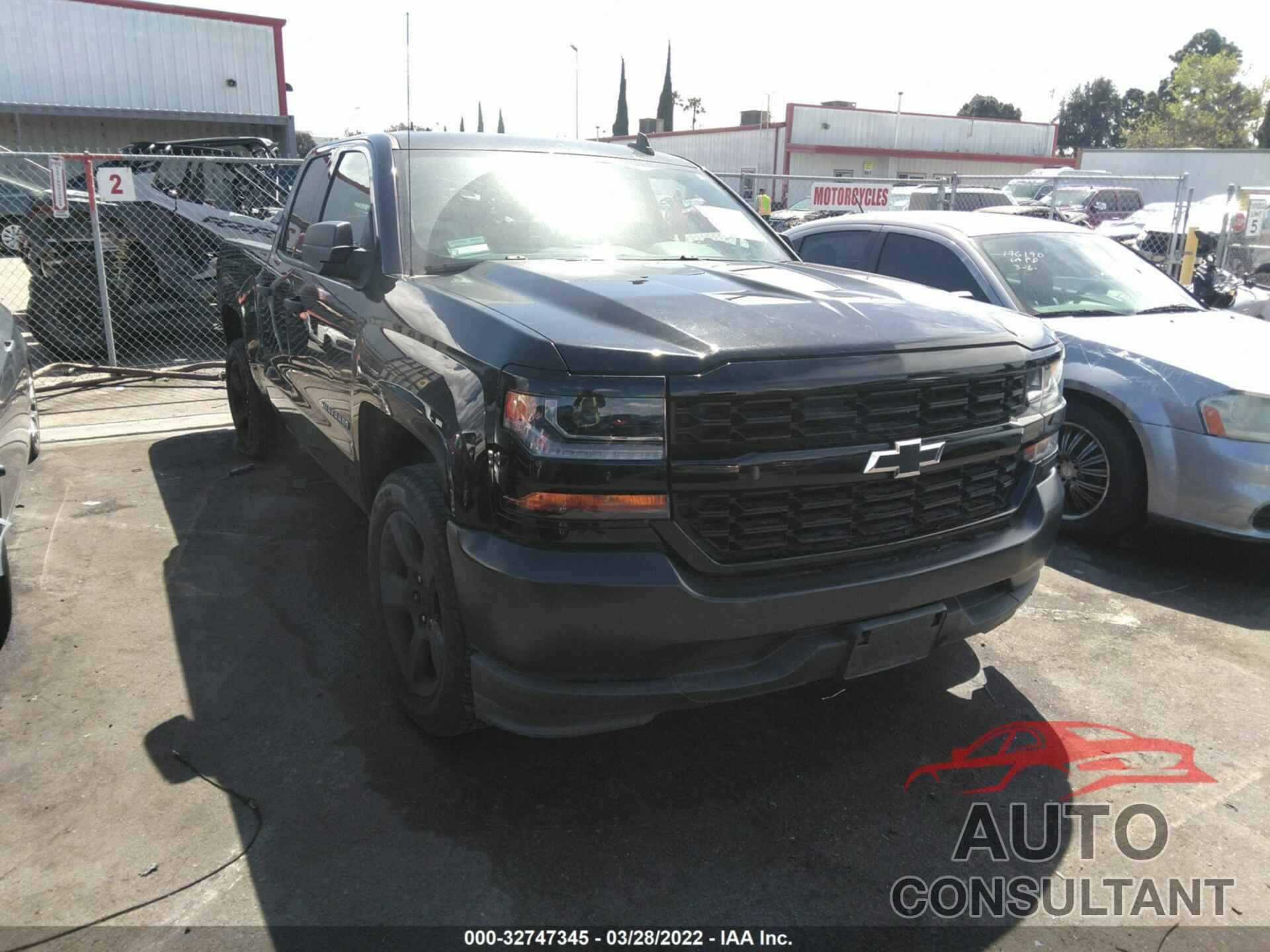 CHEVROLET SILVERADO 1500 2017 - 1GCRCNEC1HZ285359