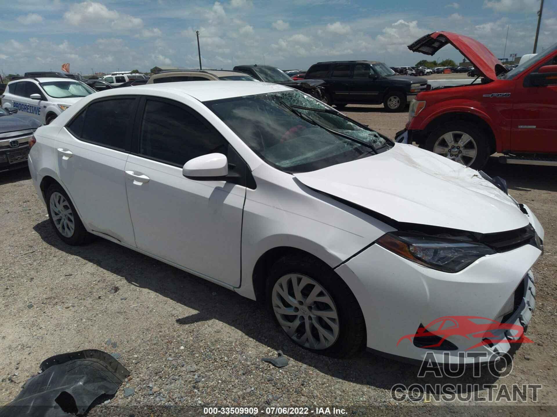 TOYOTA COROLLA 2017 - 5YFBURHE3HP622806