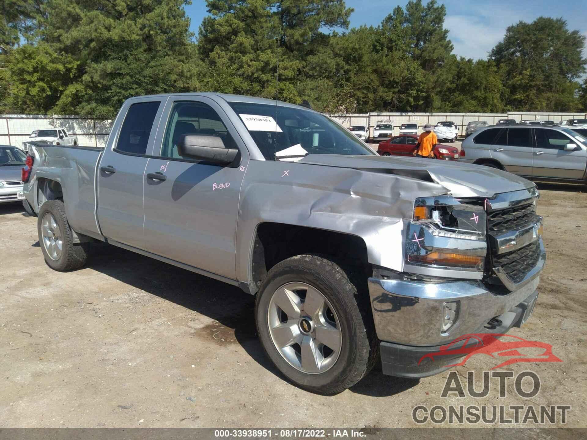 CHEVROLET SILVERADO 1500 2018 - 1GCVKPEC9JZ329370