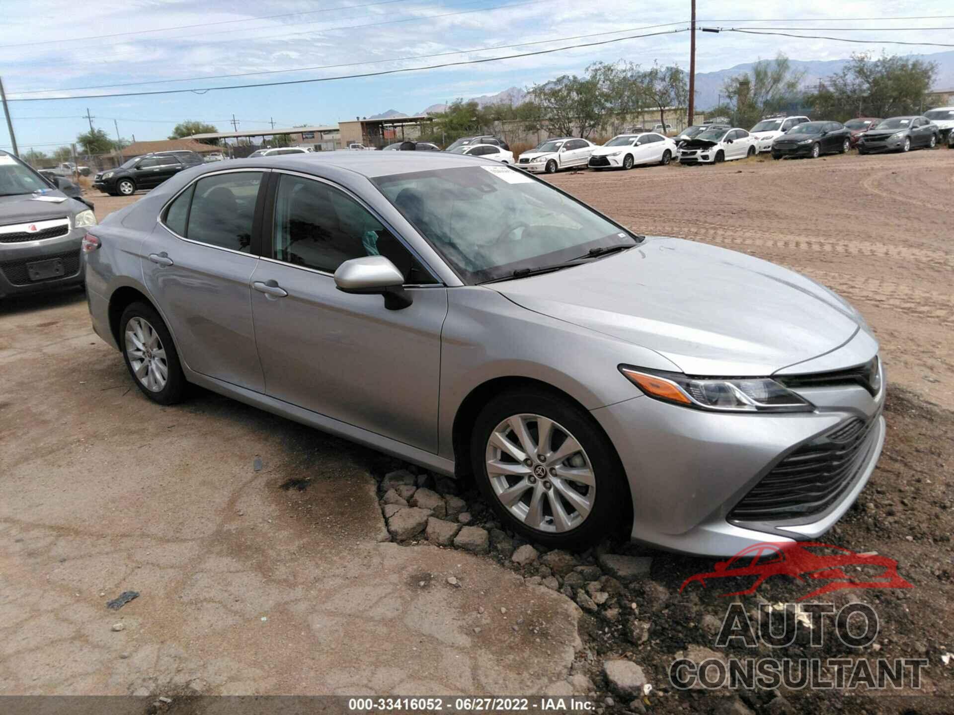 TOYOTA CAMRY 2020 - 4T1C11AK4LU358095