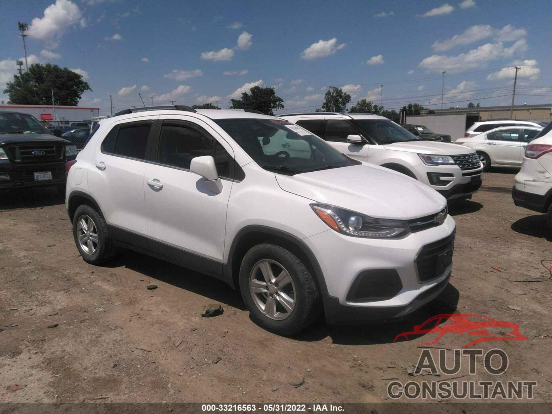 CHEVROLET TRAX 2017 - 3GNCJLSB5HL132395