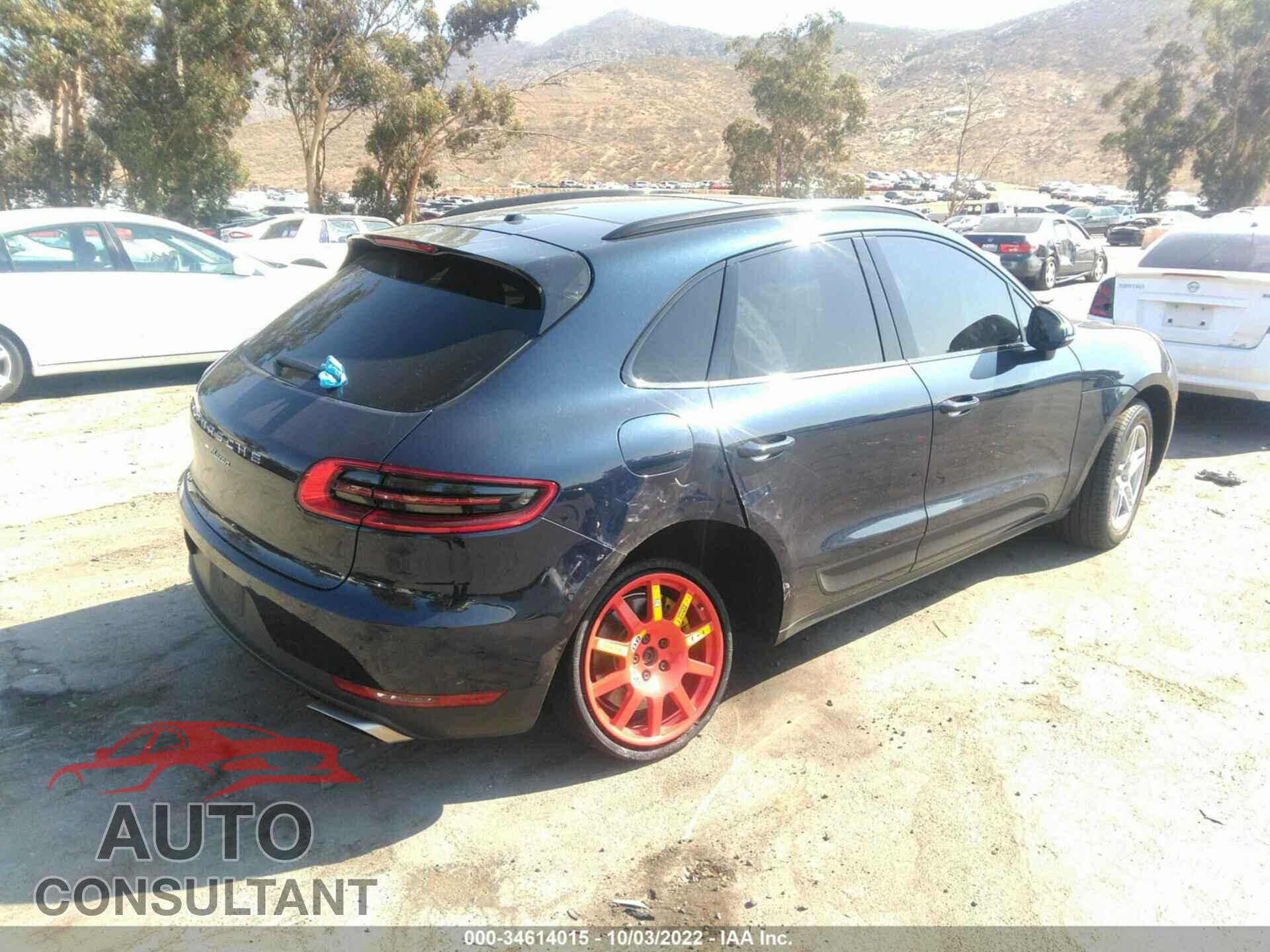 PORSCHE MACAN 2018 - WP1AA2A58JLB14687