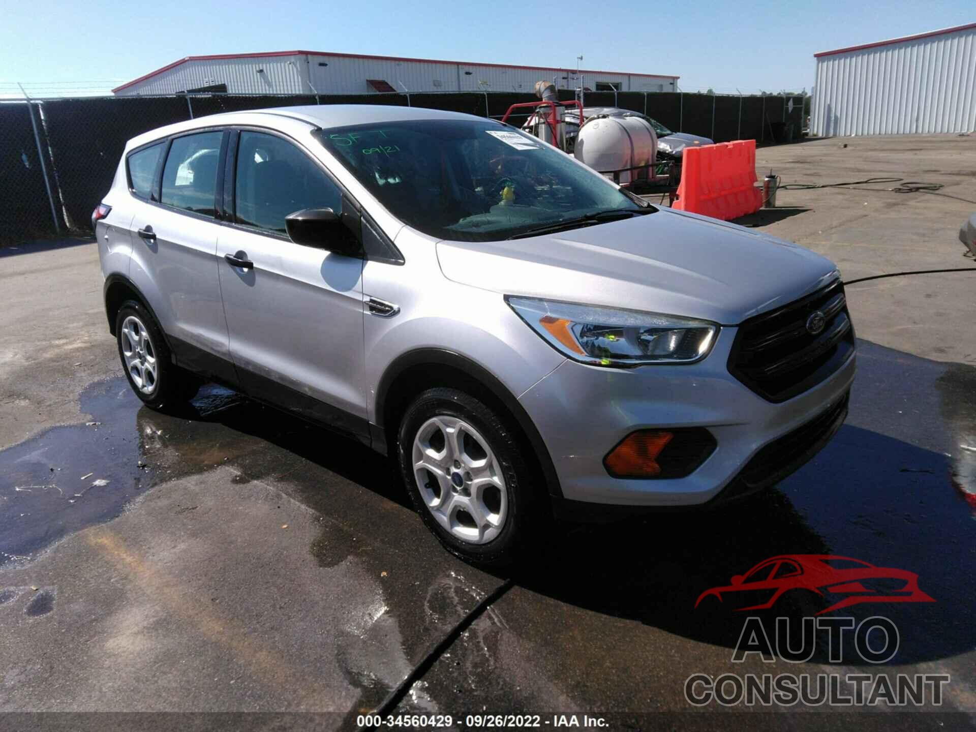 FORD ESCAPE 2017 - 1FMCU0F77HUE84593