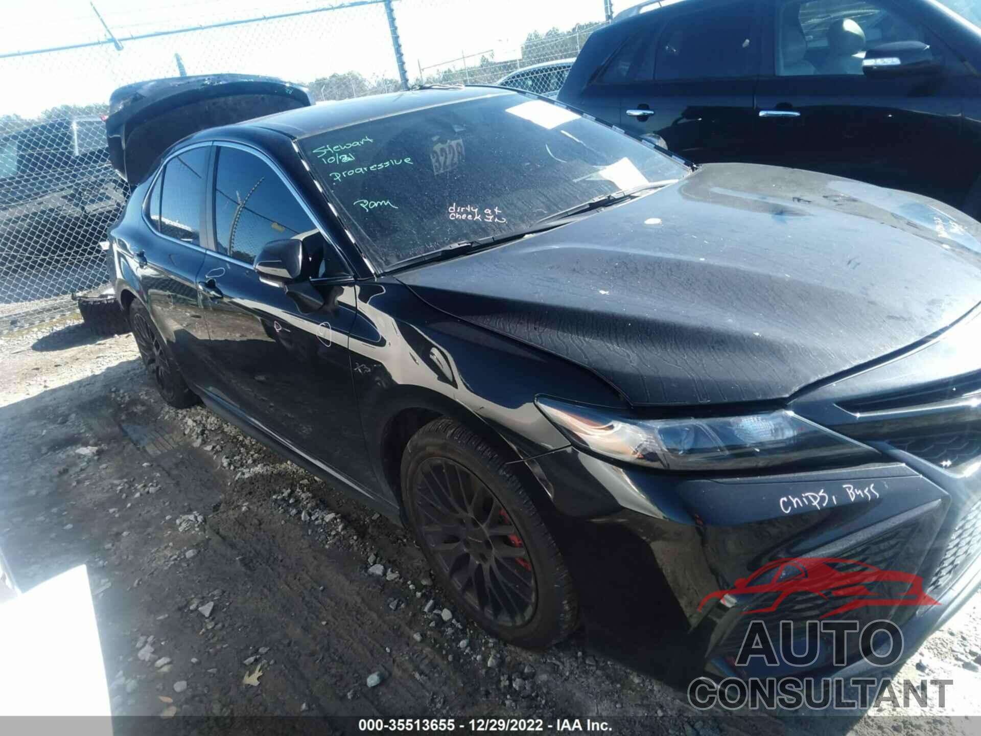 TOYOTA CAMRY 2022 - 4T1G11AK8NU632564