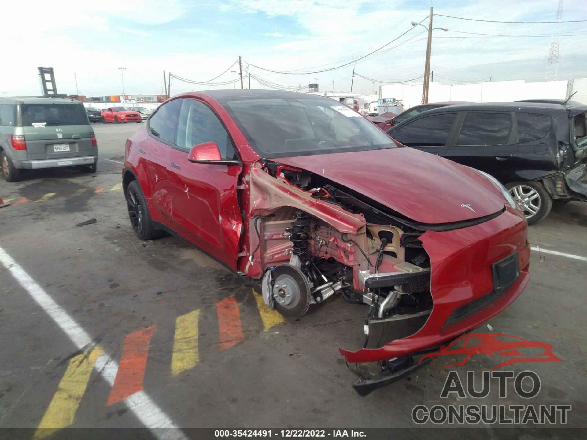 TESLA MODEL Y 2021 - 5YJYGDEE7MF214372