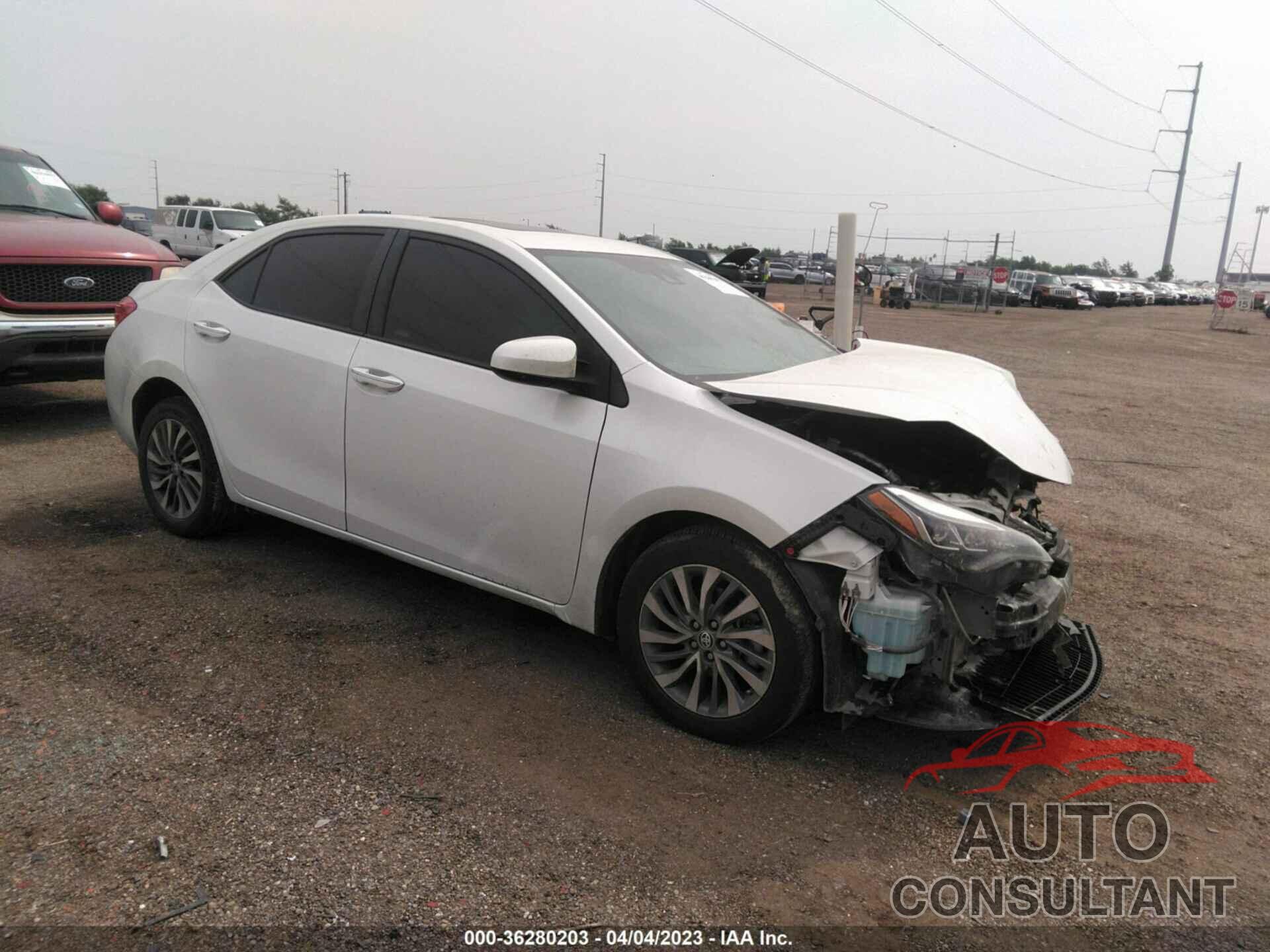 TOYOTA COROLLA 2018 - 5YFBURHE1JP779577