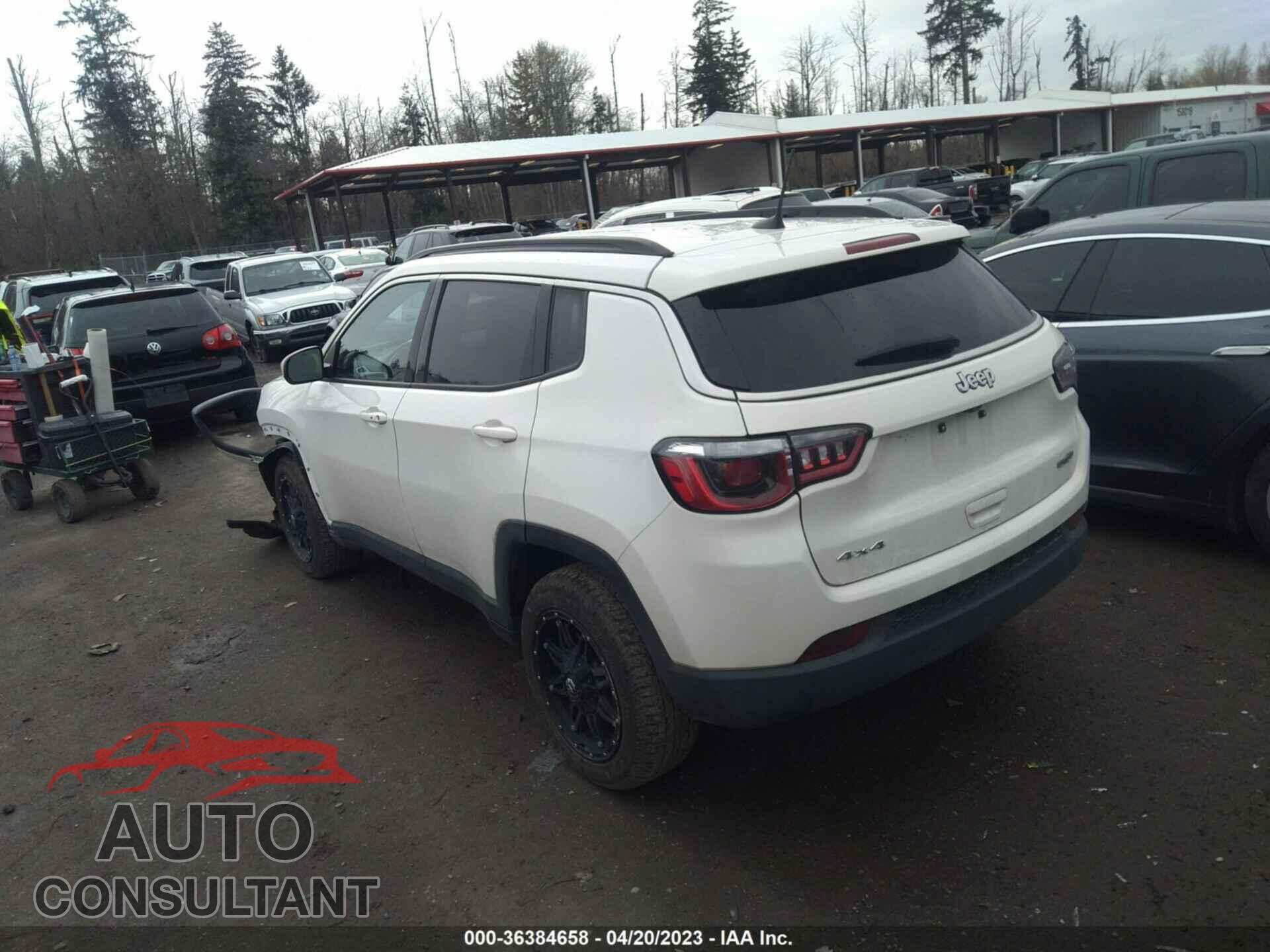JEEP COMPASS 2019 - 3C4NJDBB8KT597090