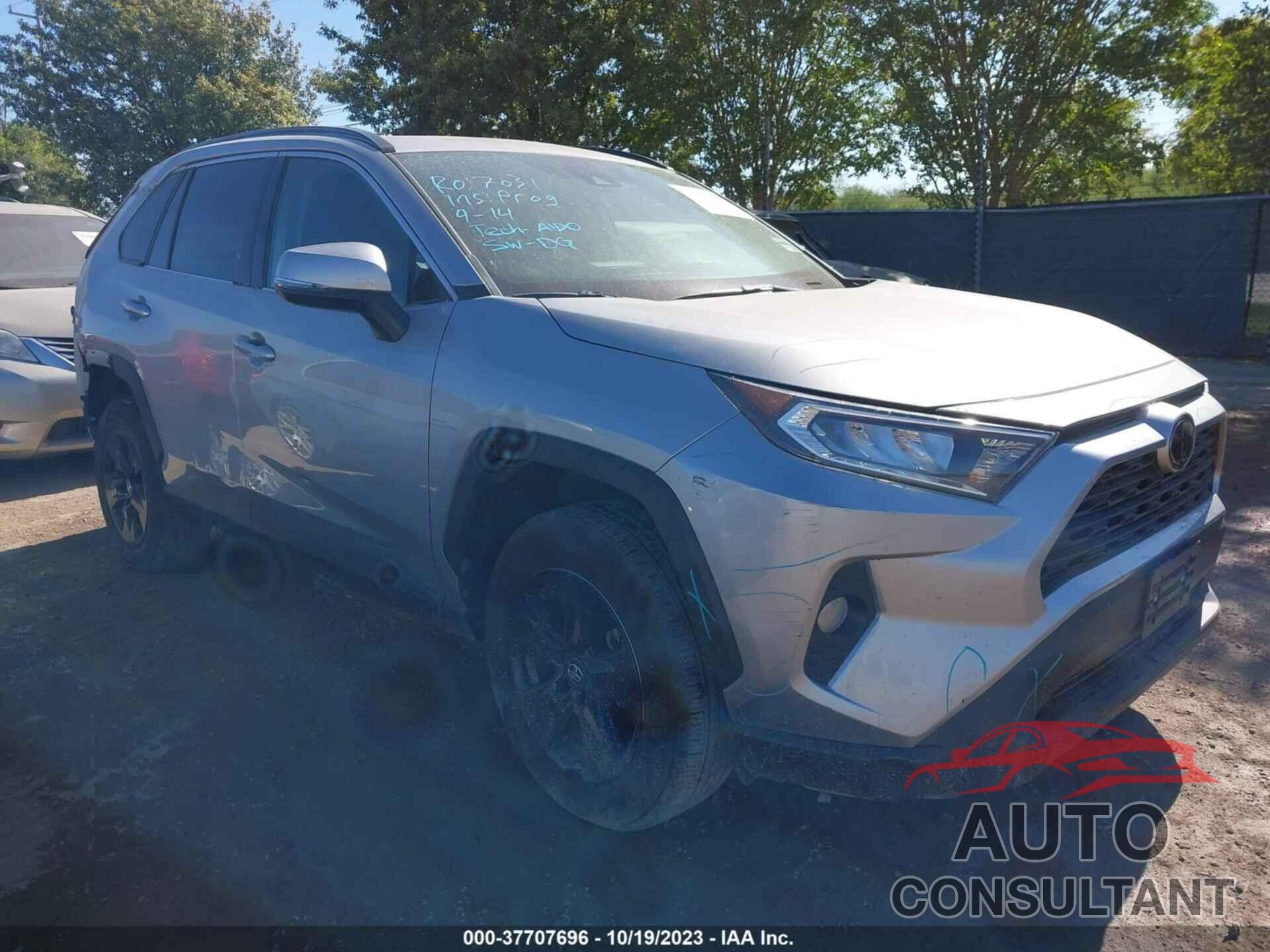 TOYOTA RAV4 2020 - 2T3W1RFV9LC066224