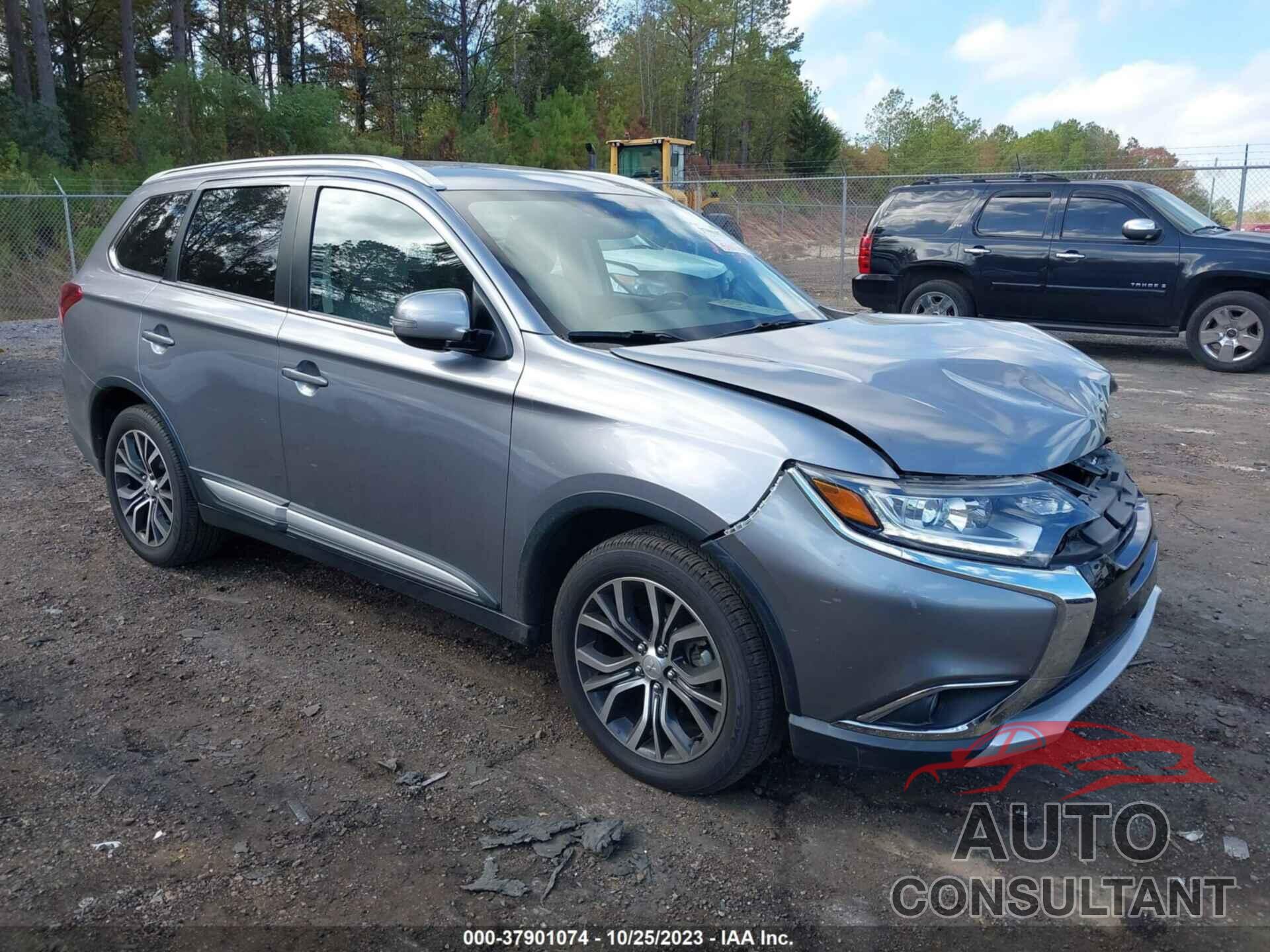 MITSUBISHI OUTLANDER 2018 - JA4AD3A38JZ062997