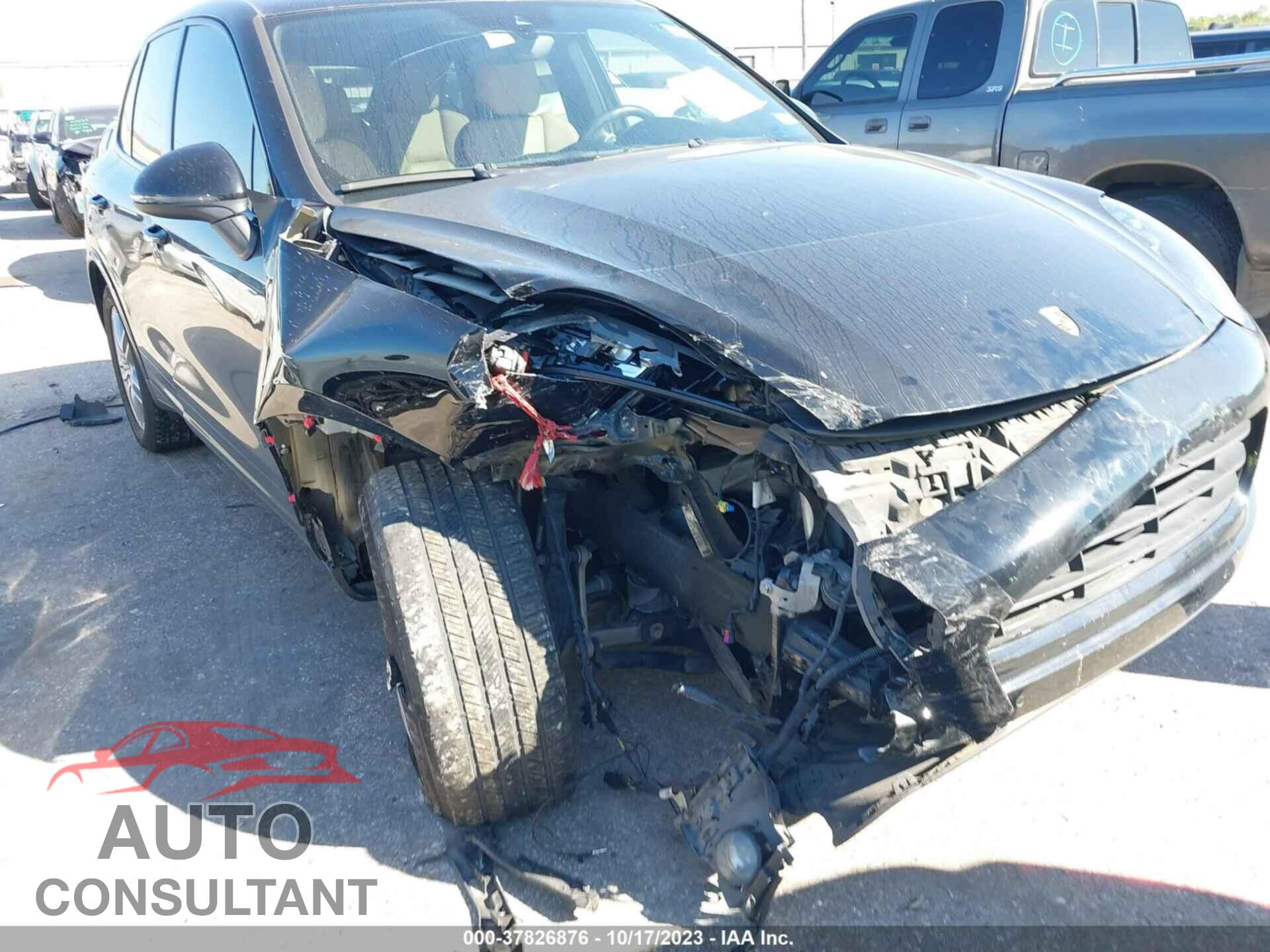 PORSCHE CAYENNE 2018 - WP1AA2A21JKA02678
