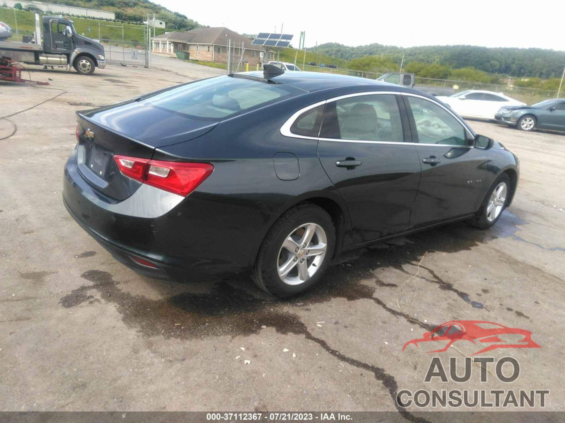 CHEVROLET MALIBU 2019 - 1G1ZB5ST4KF158145