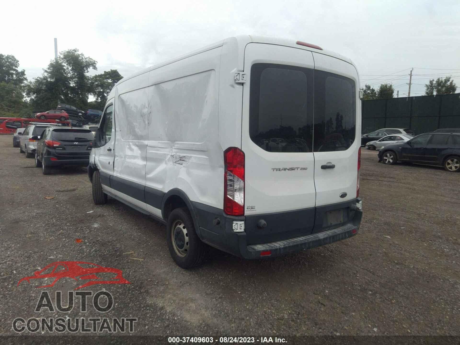 FORD TRANSIT-250 2015 - 1FTYR2CM3FKA99655