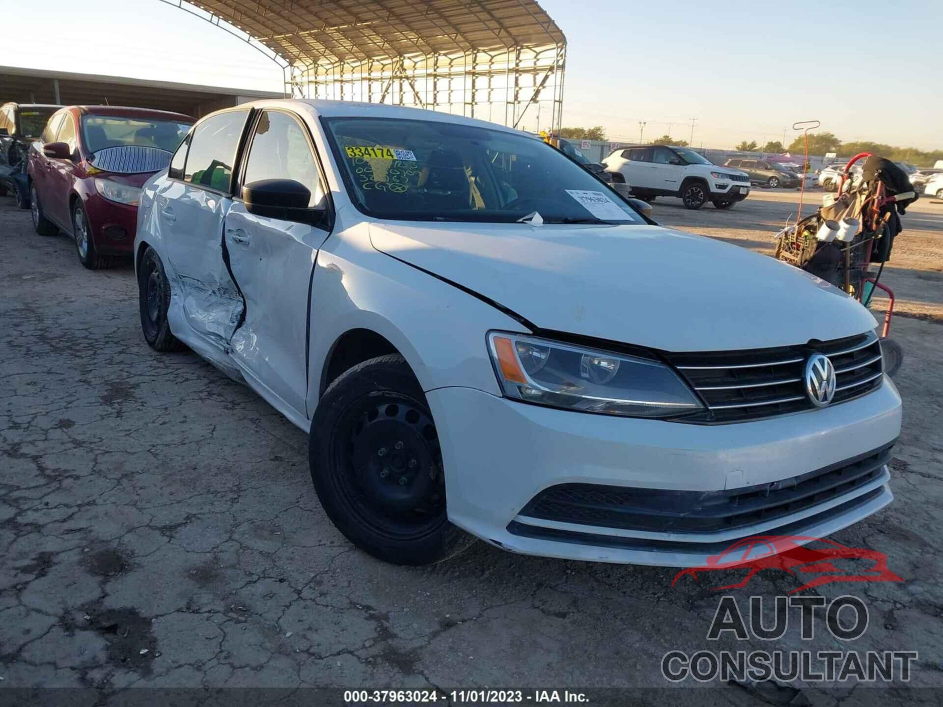 VOLKSWAGEN JETTA 2015 - 3VW3A7AJ1FM321767