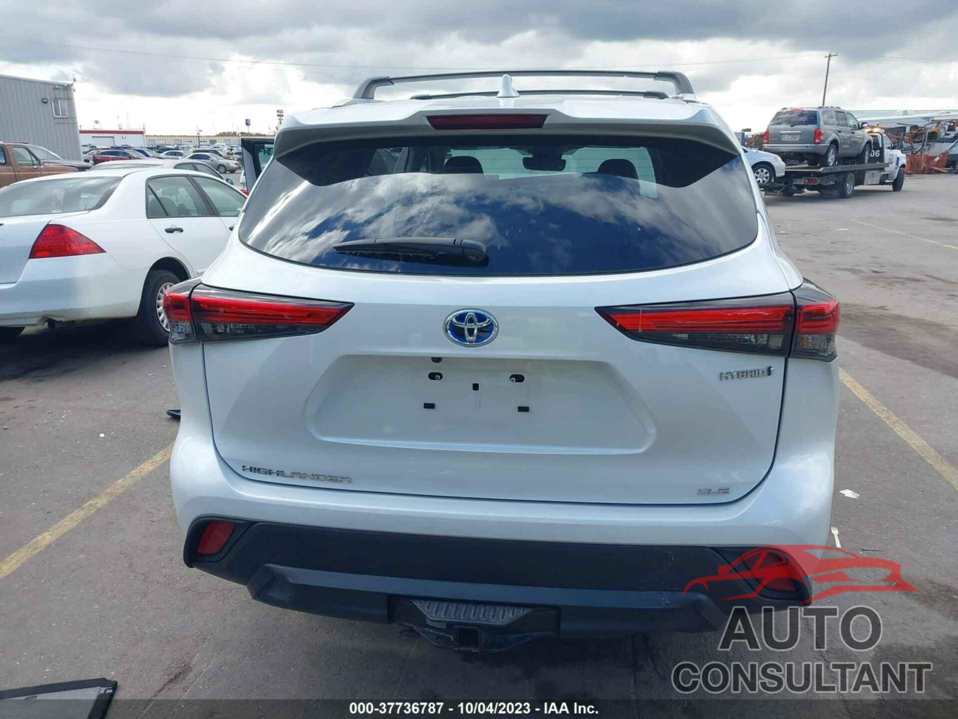 TOYOTA HIGHLANDER 2022 - 5TDGBRCH0NS548809