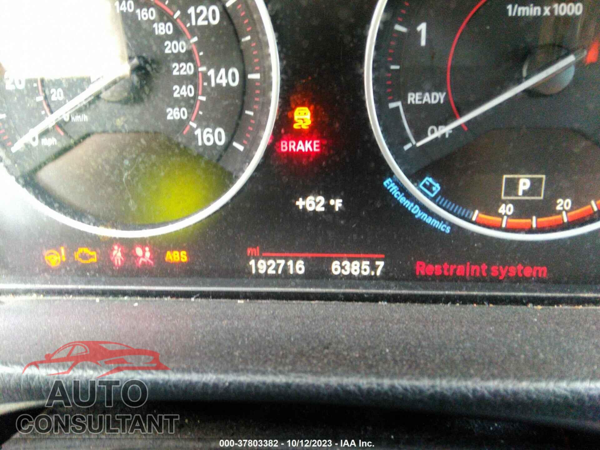 BMW 328I 2016 - WBA8E3G59GNU02651