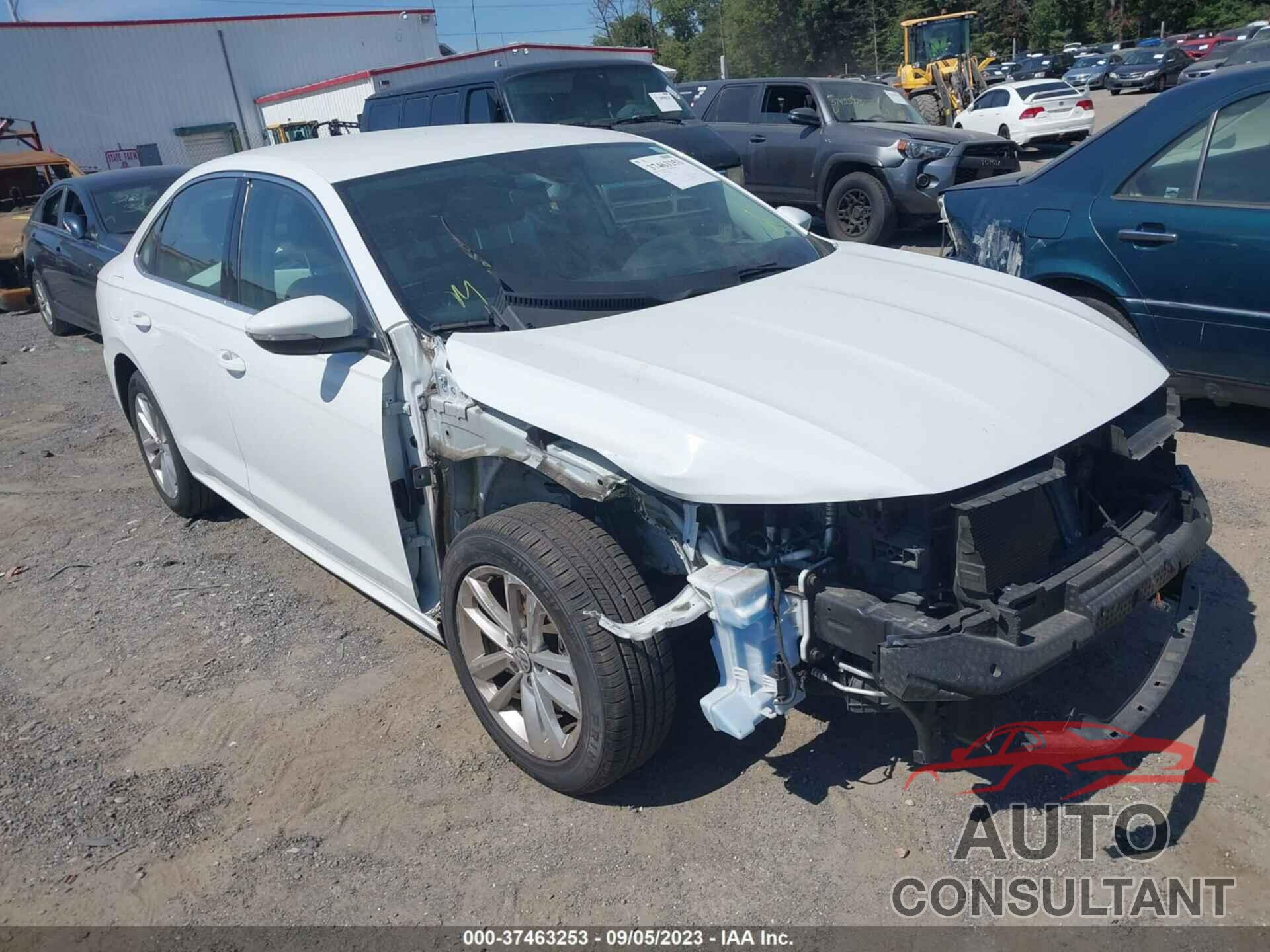 VOLKSWAGEN PASSAT 2020 - 1VWSA7A32LC008978