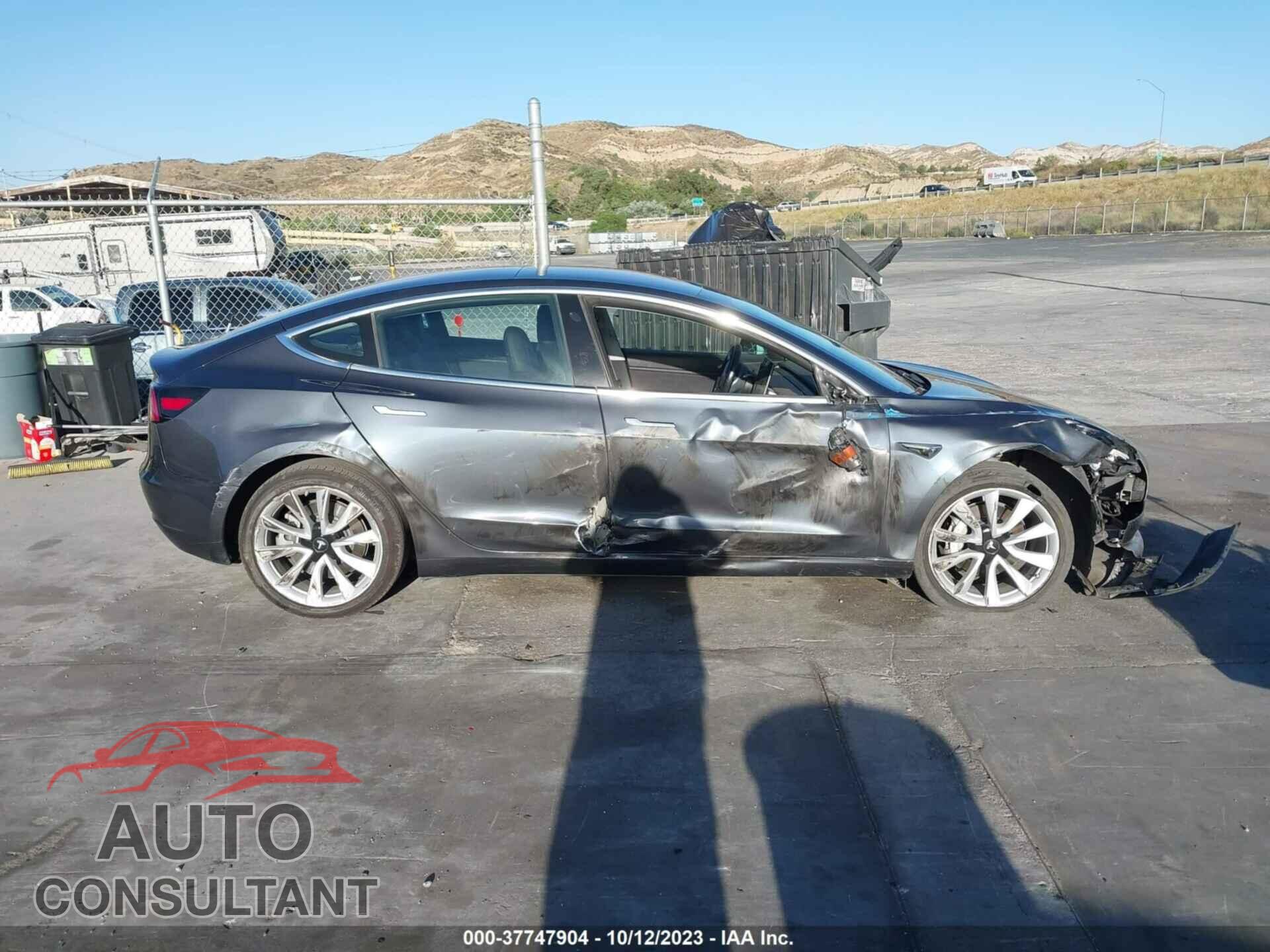 TESLA MODEL 3 2018 - 5YJ3E1EA7JF007763