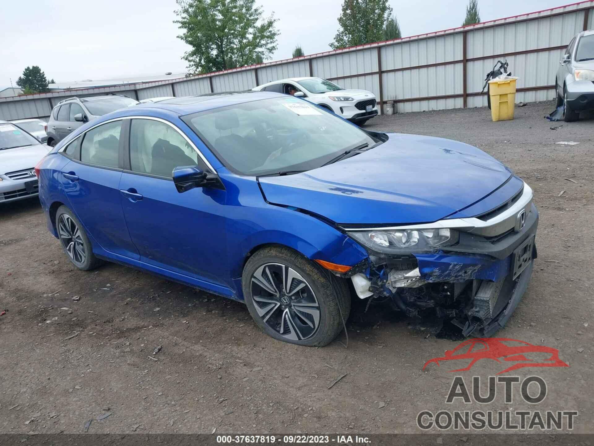 HONDA CIVIC 2018 - JHMFC1F3XJX032146