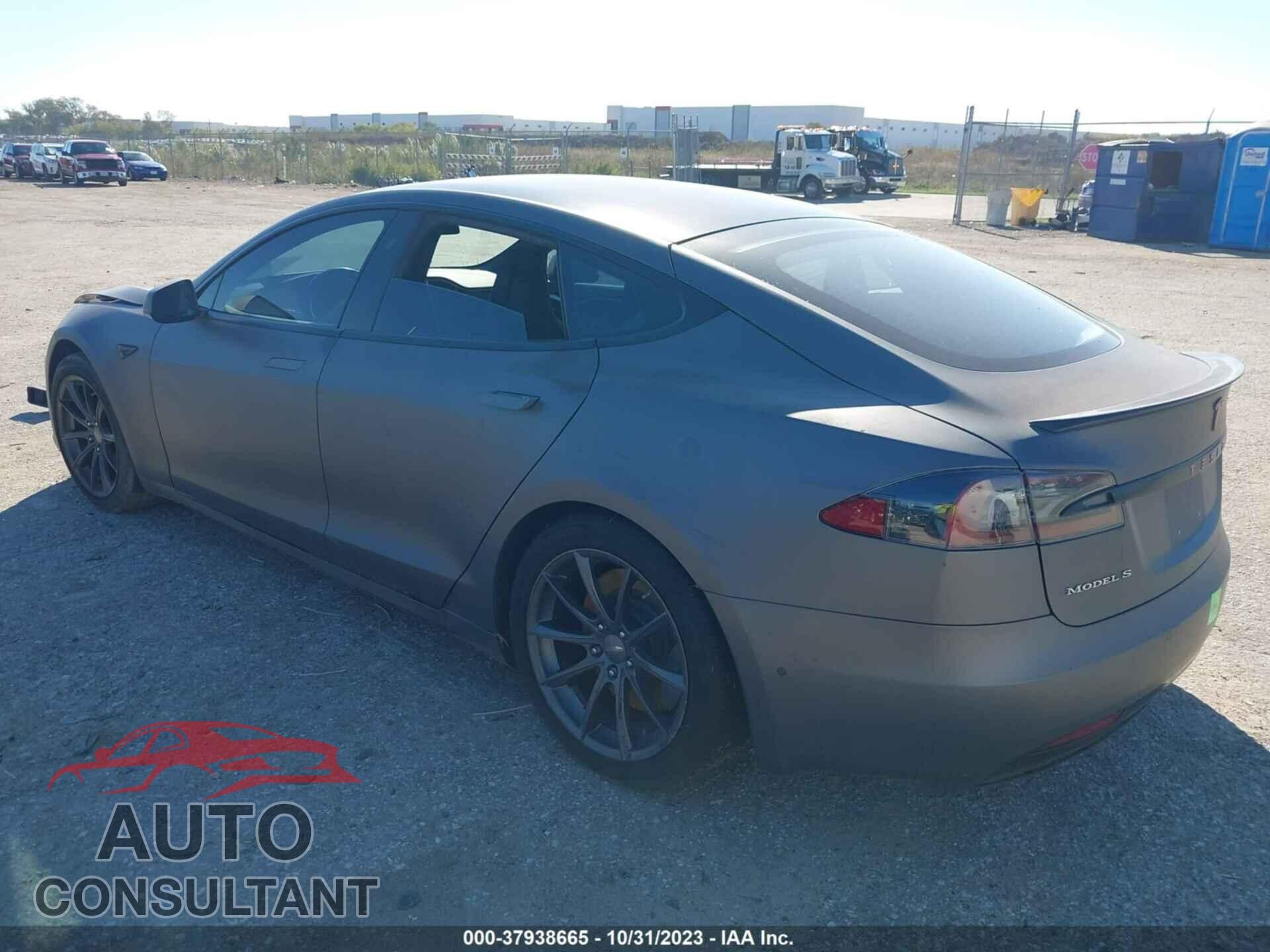 TESLA MODEL S 2017 - 5YJSA1E21HF233145