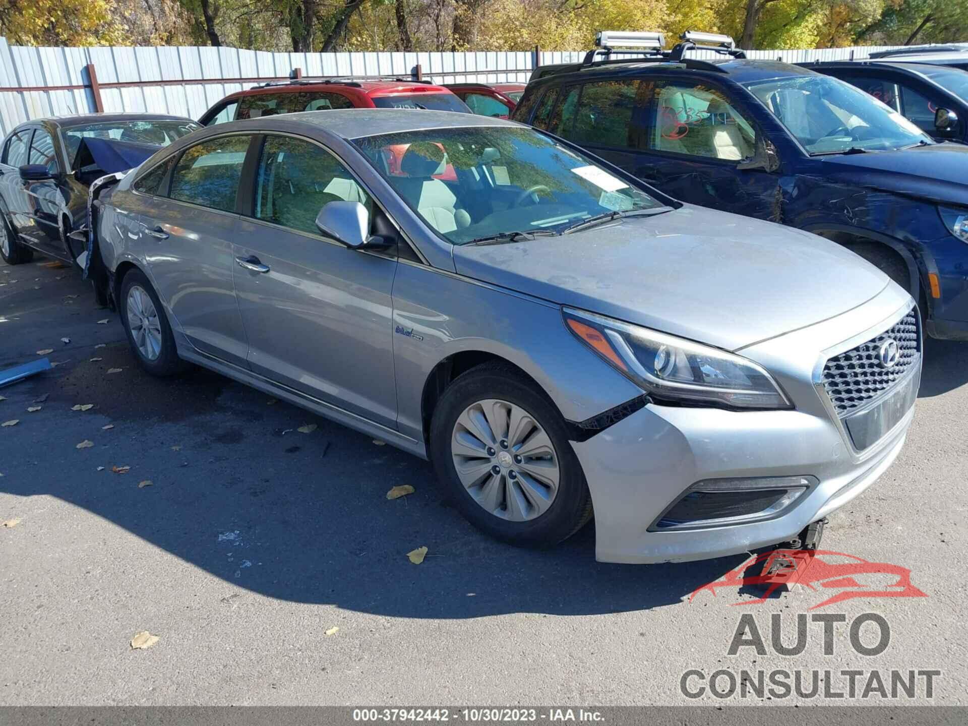 HYUNDAI SONATA HYBRID 2016 - KMHE24L18GA013753